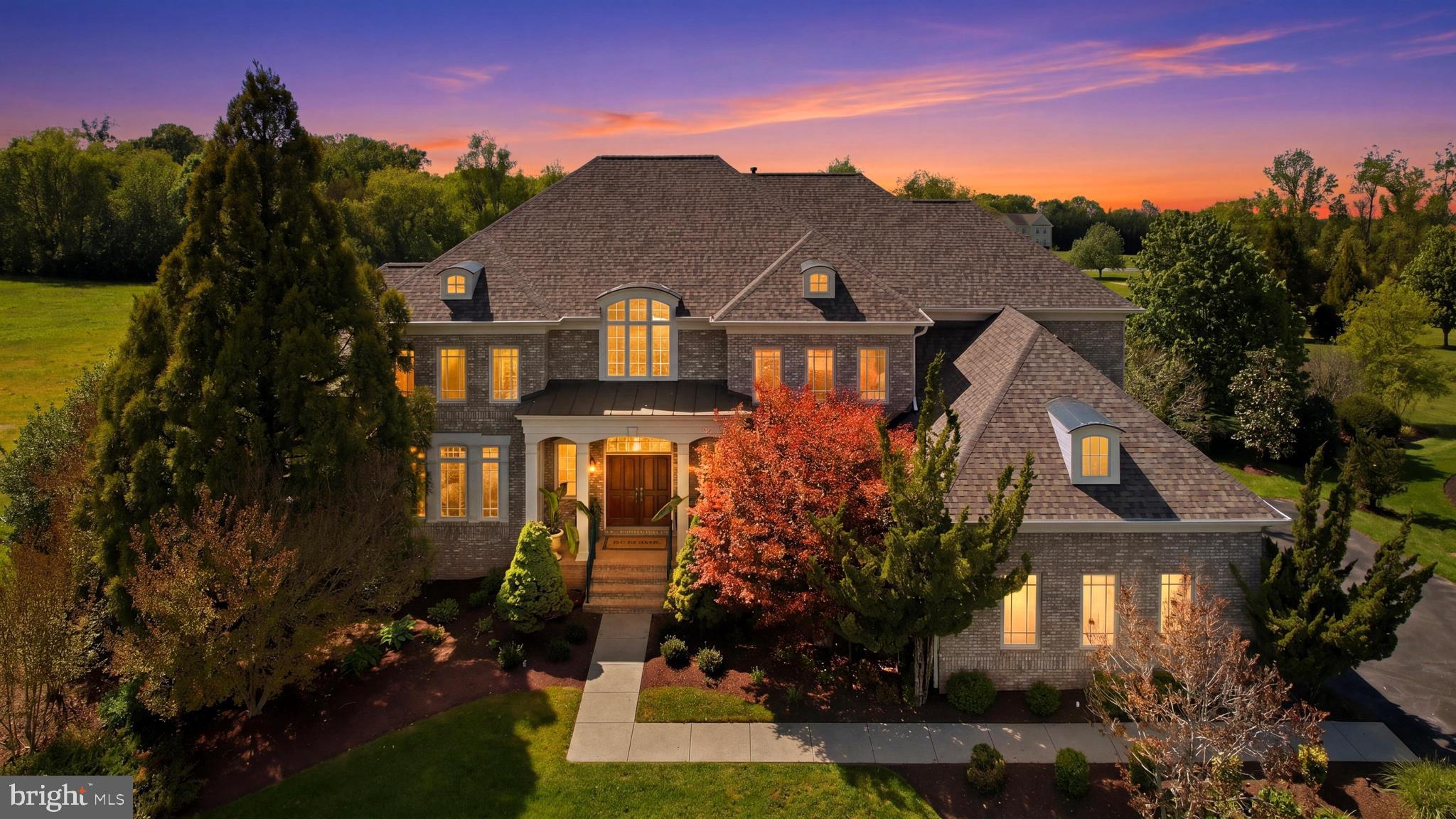 RED CEDAR WEST - Residential