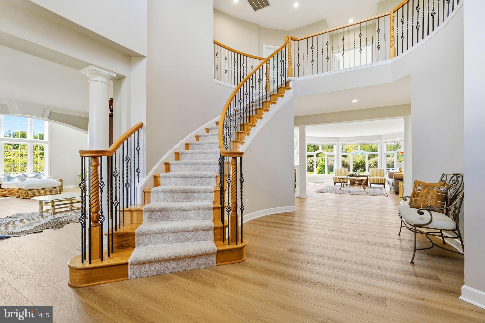 RED CEDAR WEST - Residential
