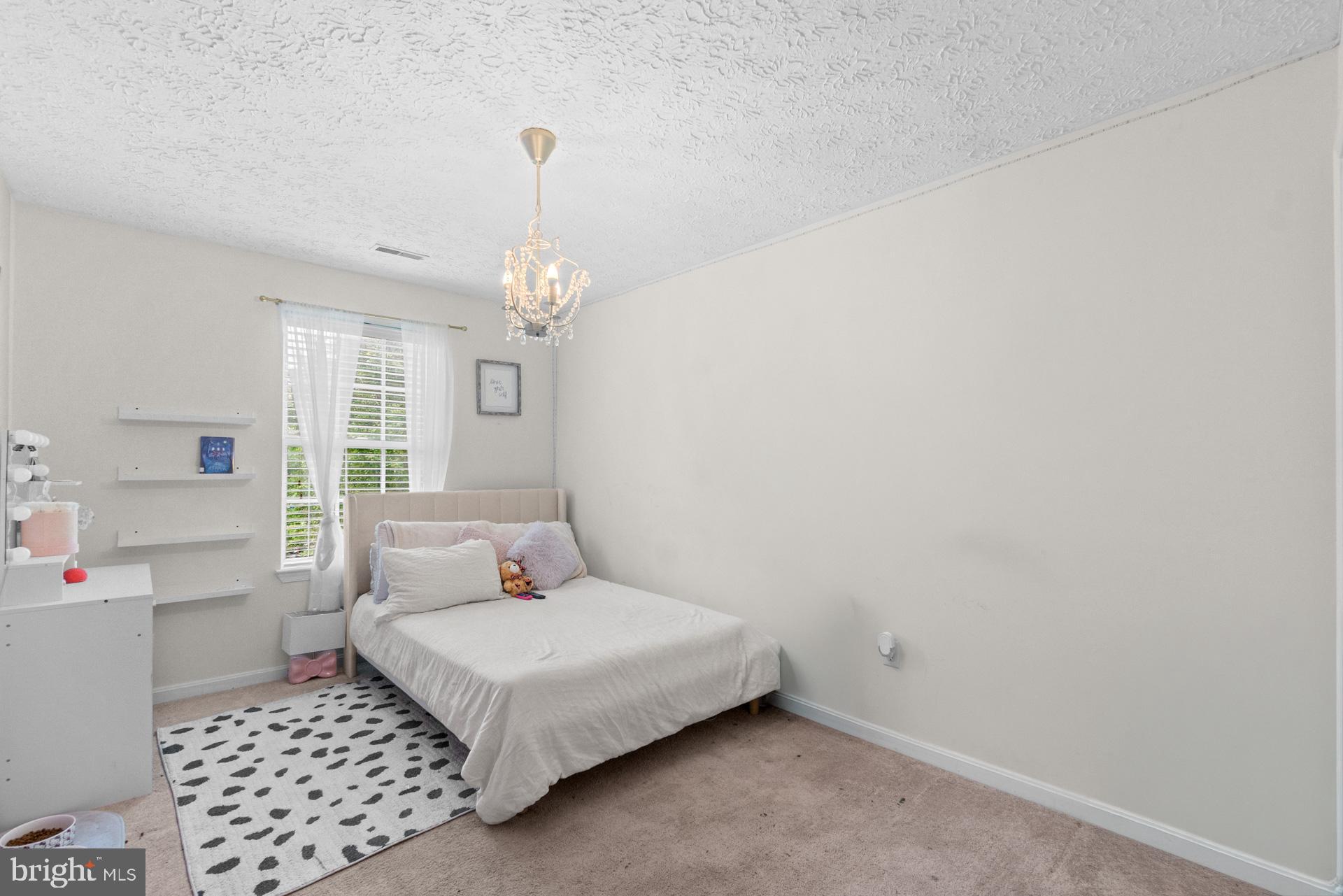 ANNAPOLIS OVERLOOK - Residential