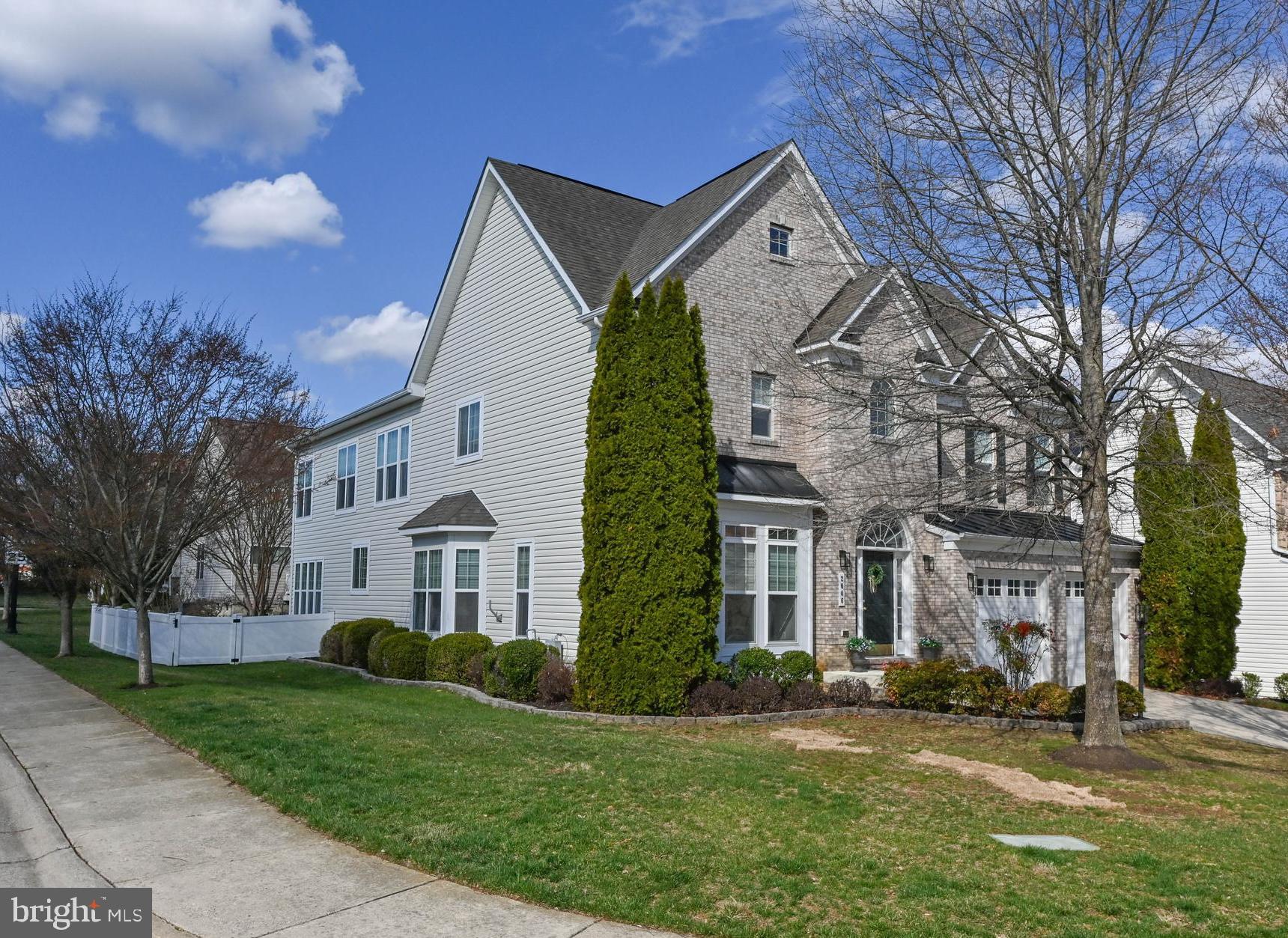 MONTICELLO - Residential
