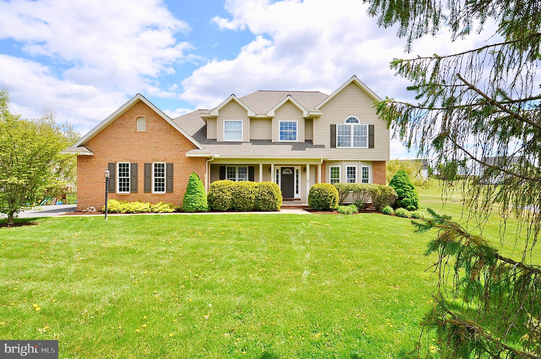 ASHFORD MANOR - Residential