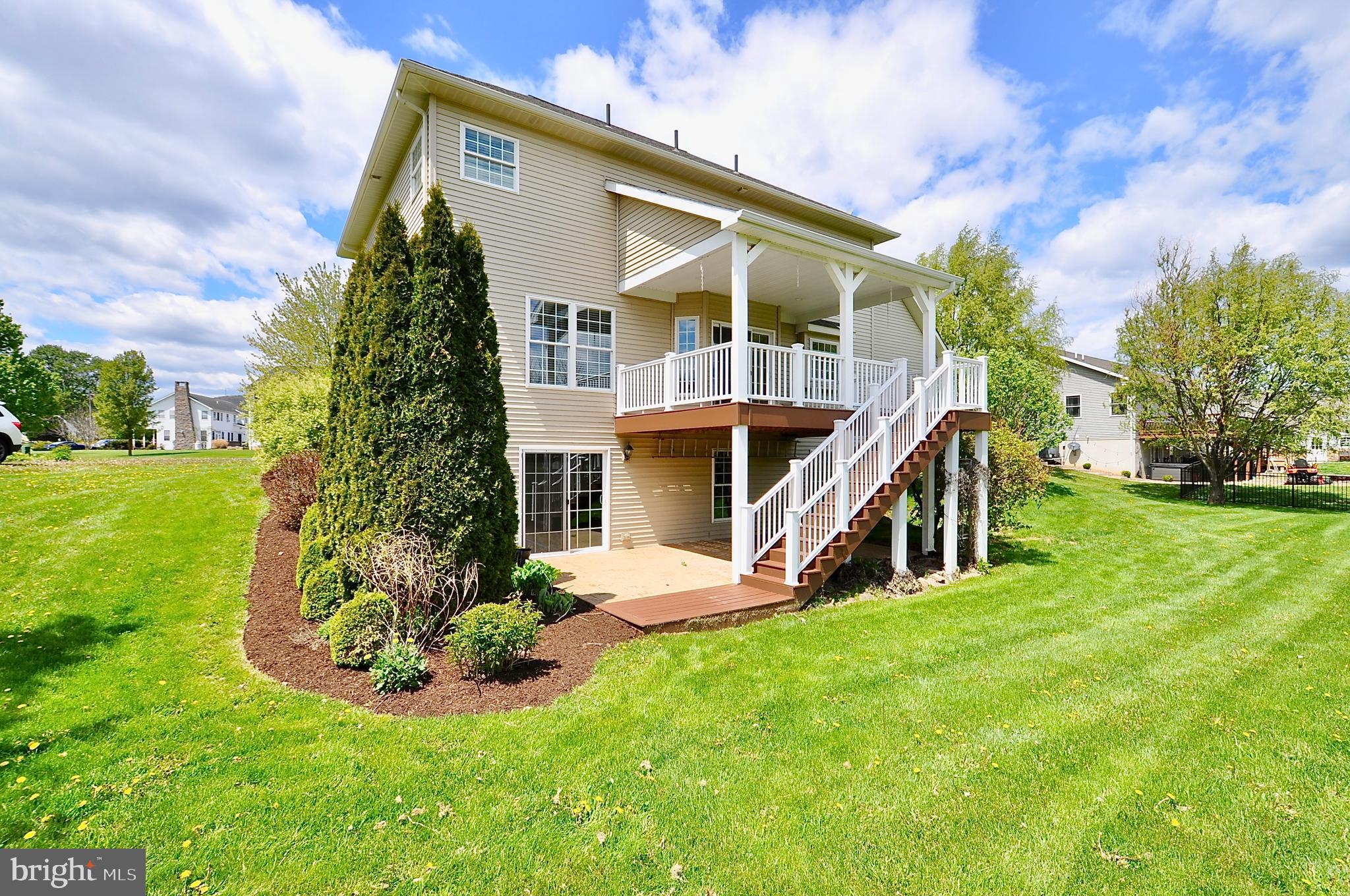 ASHFORD MANOR - Residential