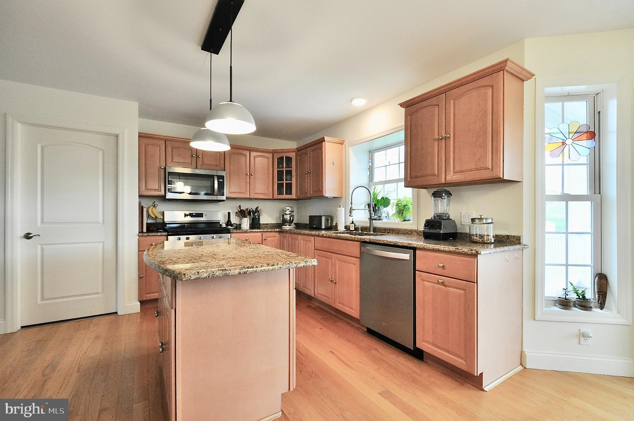 ASHFORD MANOR - Residential