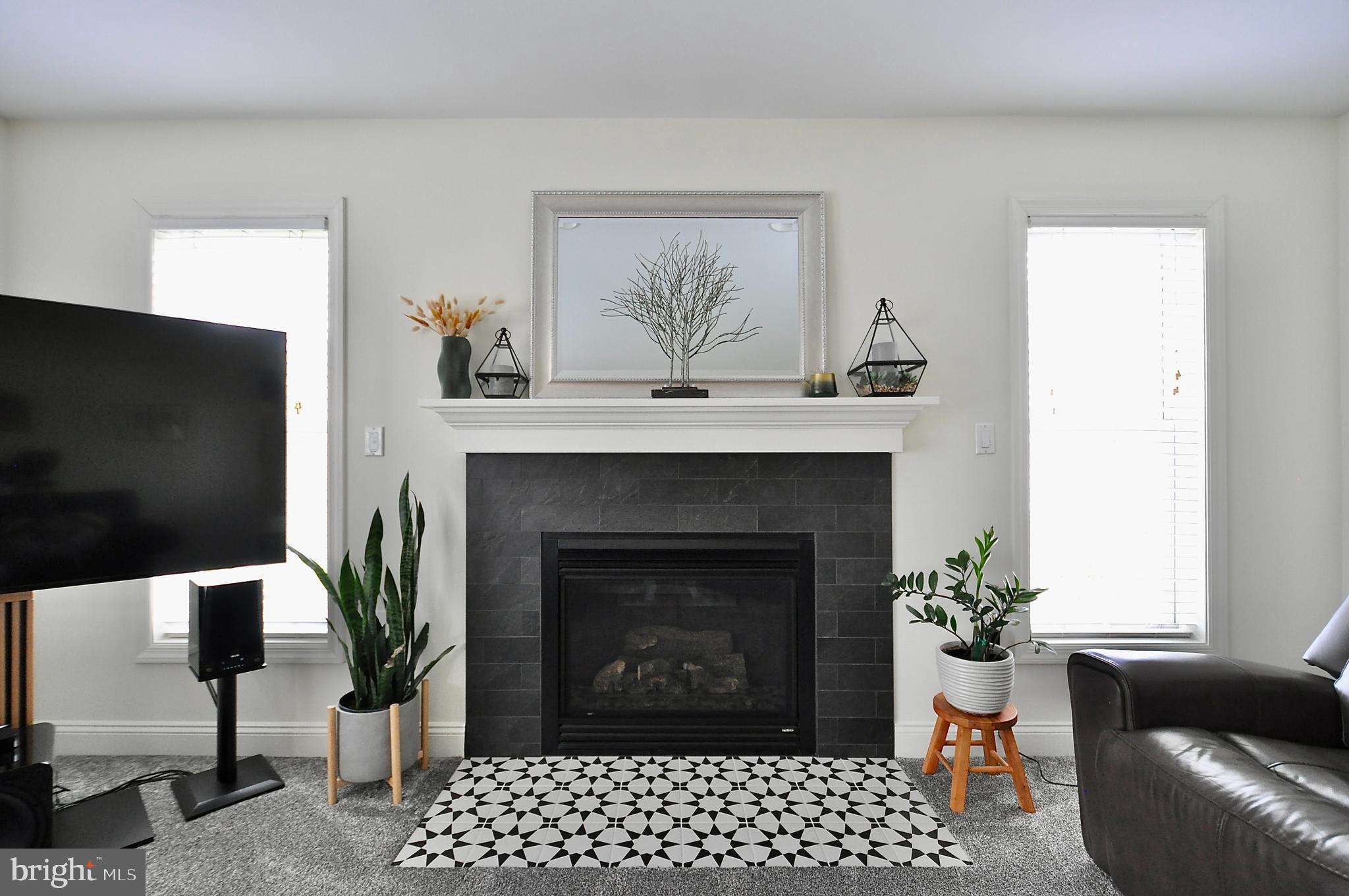 ASHFORD MANOR - Residential