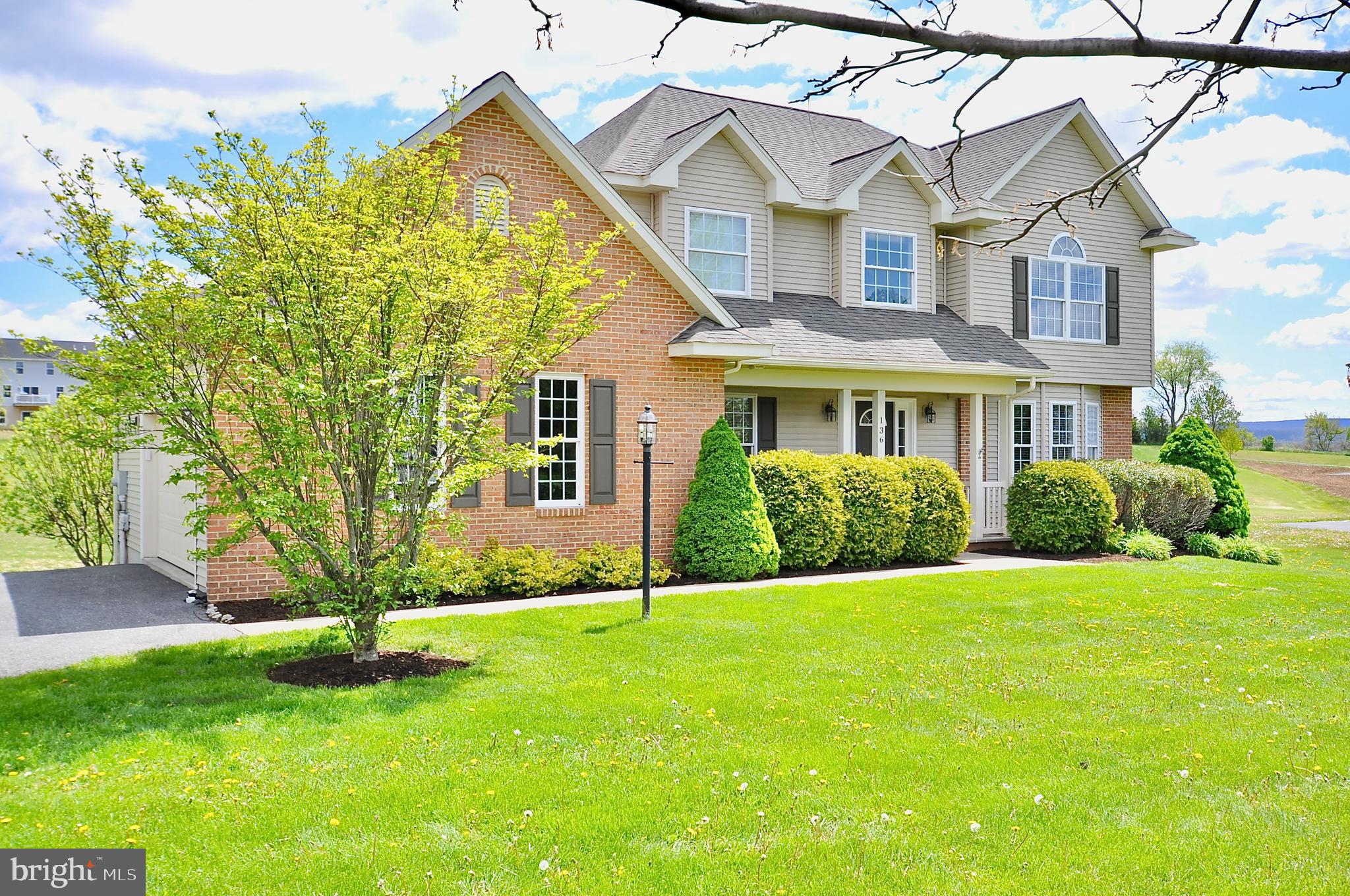 ASHFORD MANOR - Residential