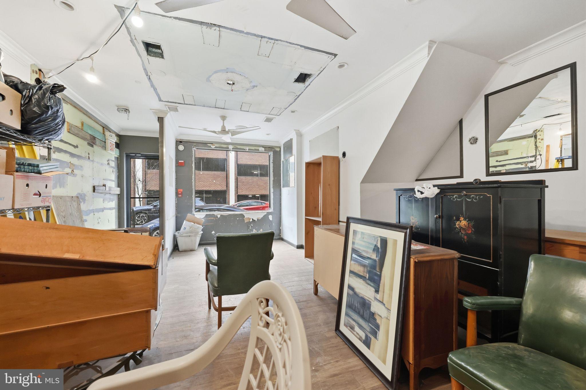 GRADUATE HOSPITAL - Commercial Sale