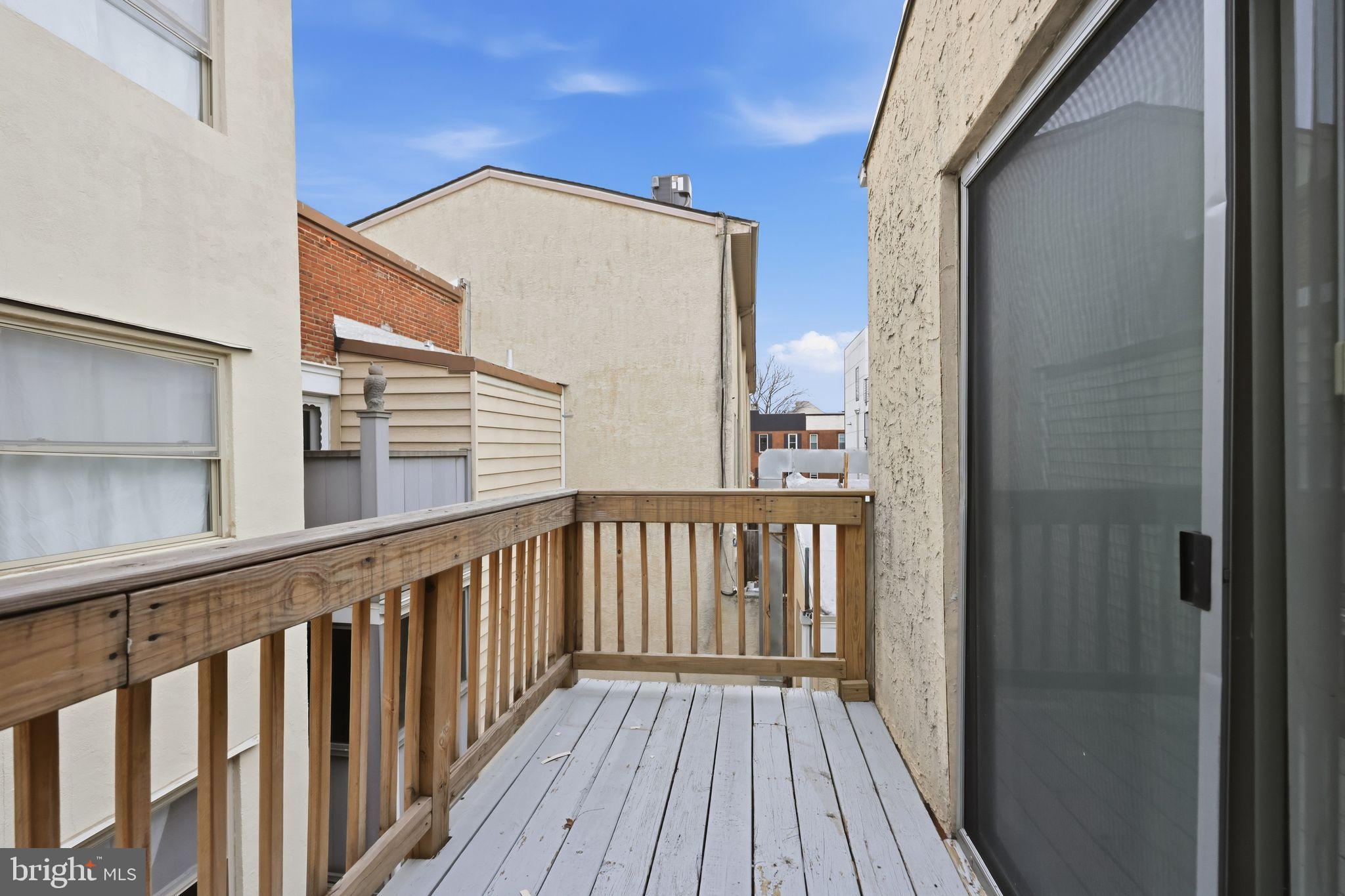 GRADUATE HOSPITAL - Commercial Sale