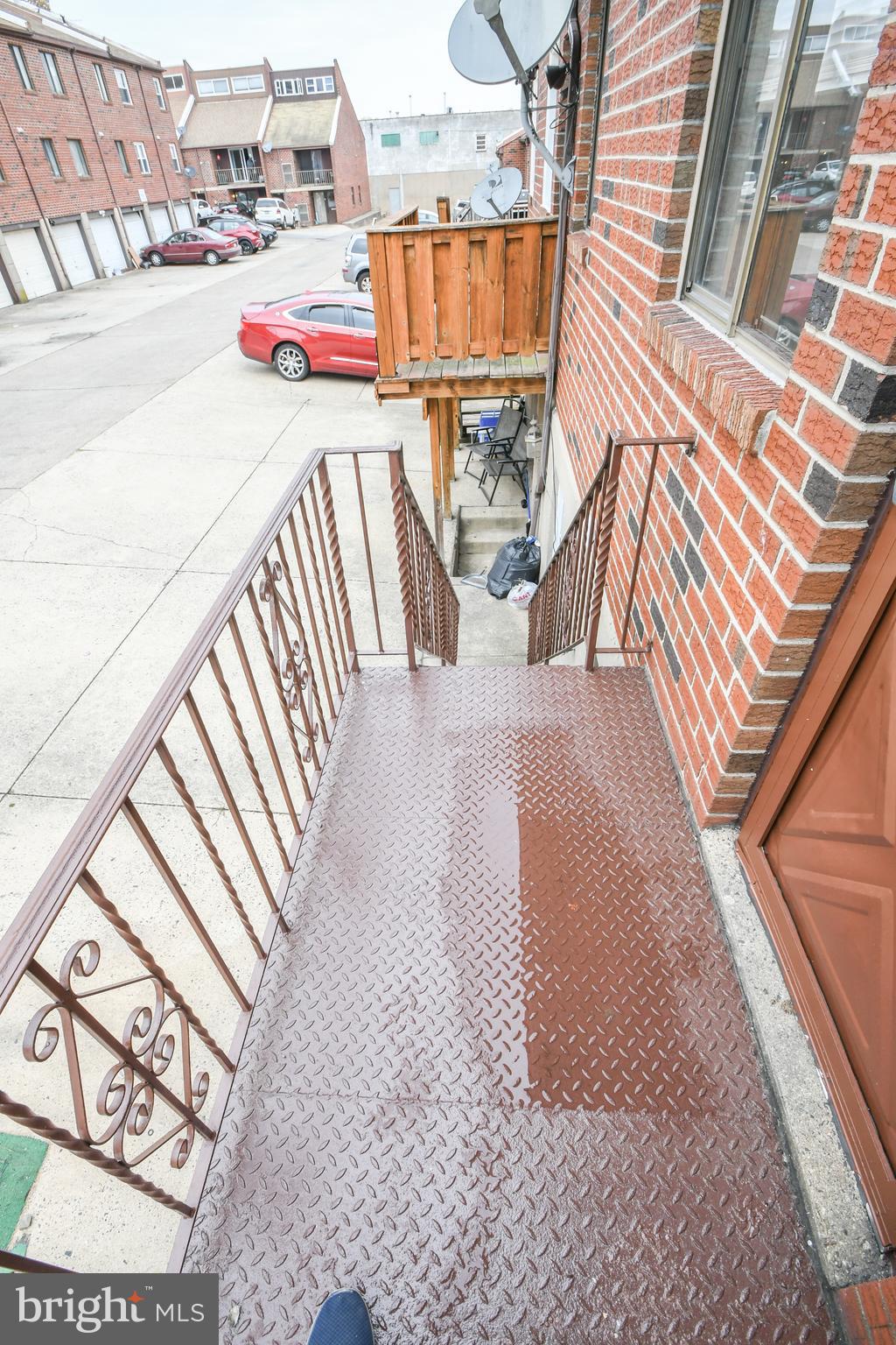 FOX CHASE - Residential Lease