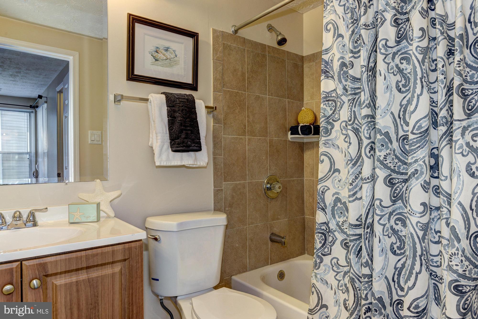 CLARY'S FOREST - Residential Lease