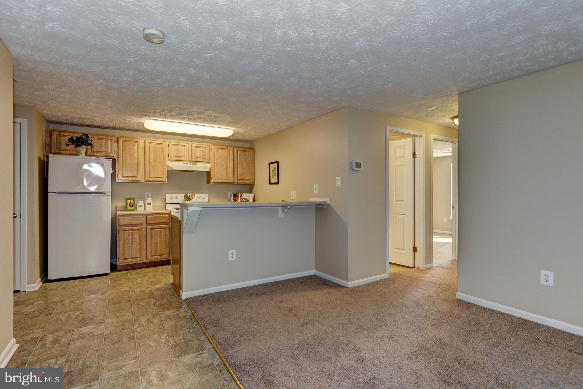 CLARY'S FOREST - Residential Lease