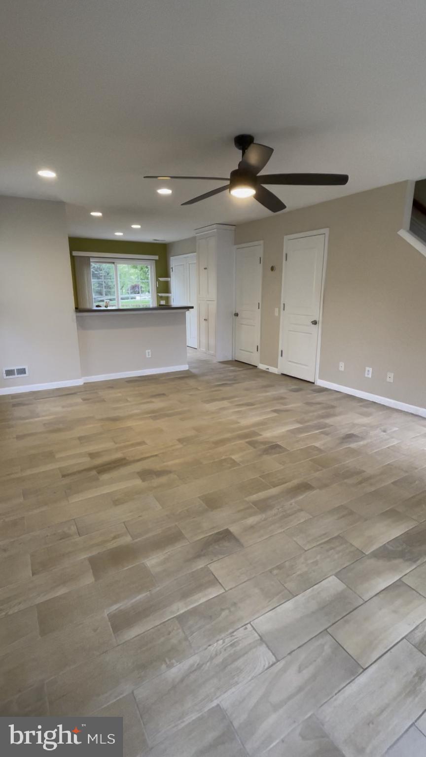 COLDWATER CONDO - Residential
