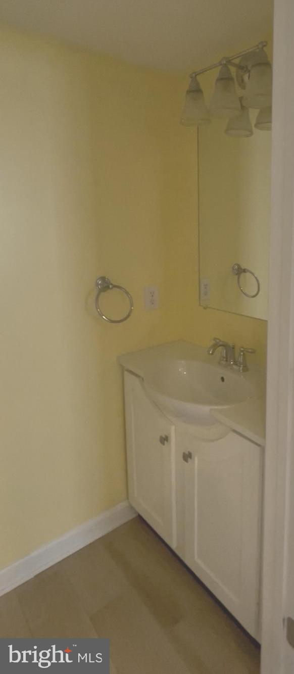 COLDWATER CONDO - Residential
