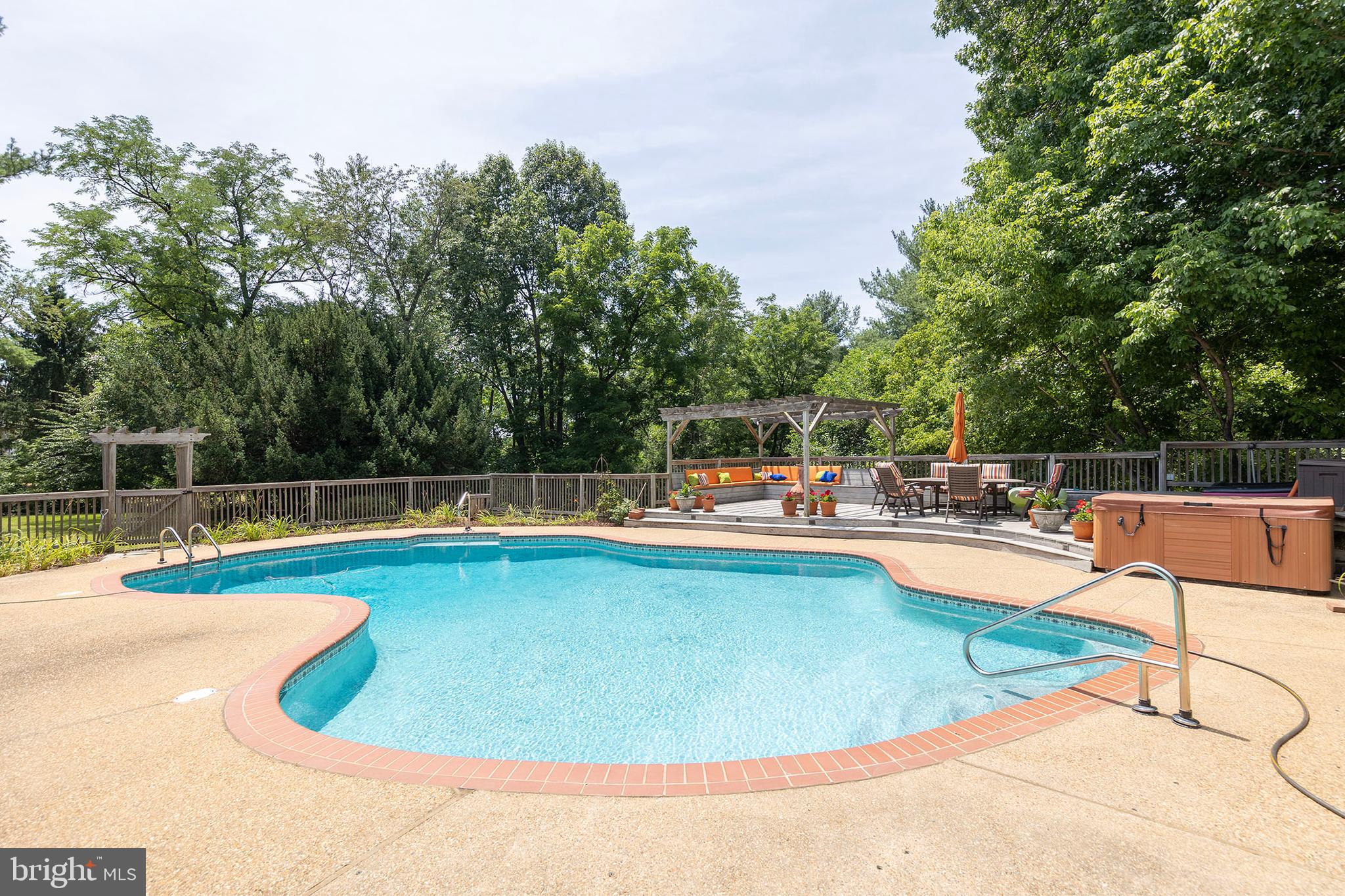 MEADOW BRANCH - Residential