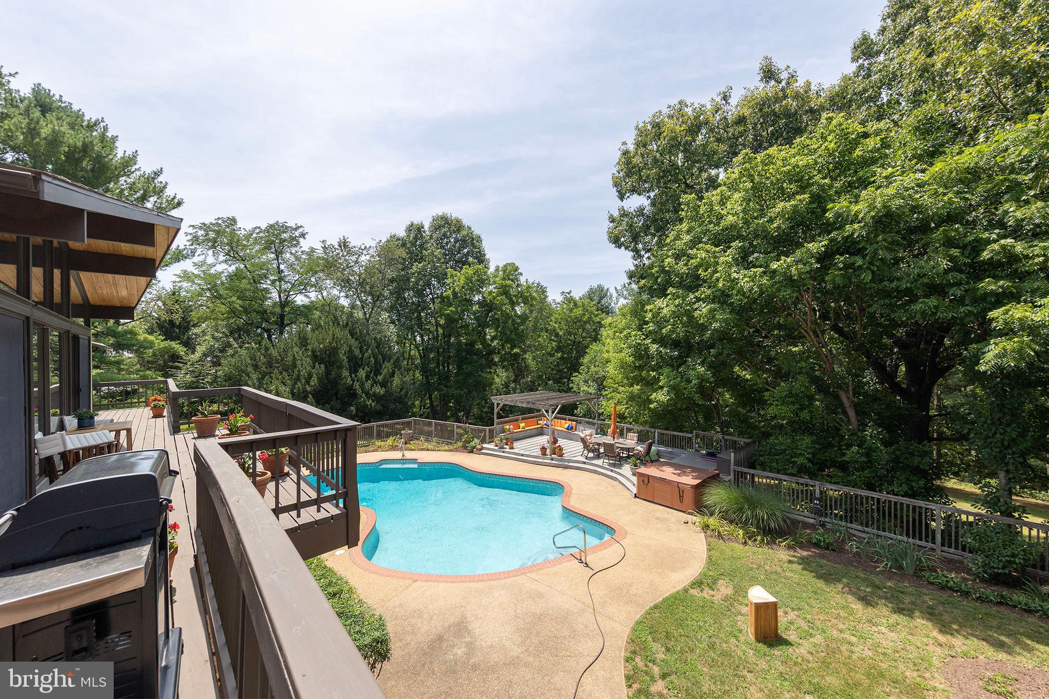 MEADOW BRANCH - Residential