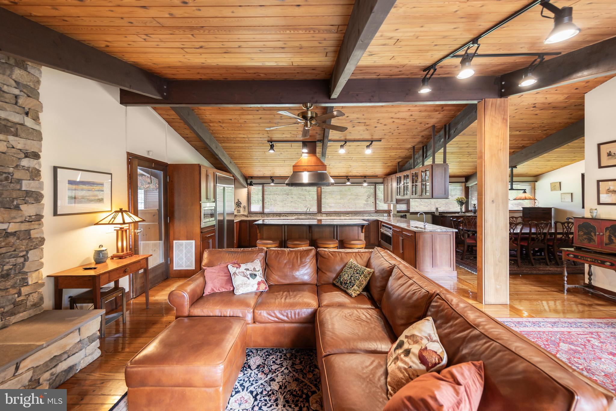 MEADOW BRANCH - Residential