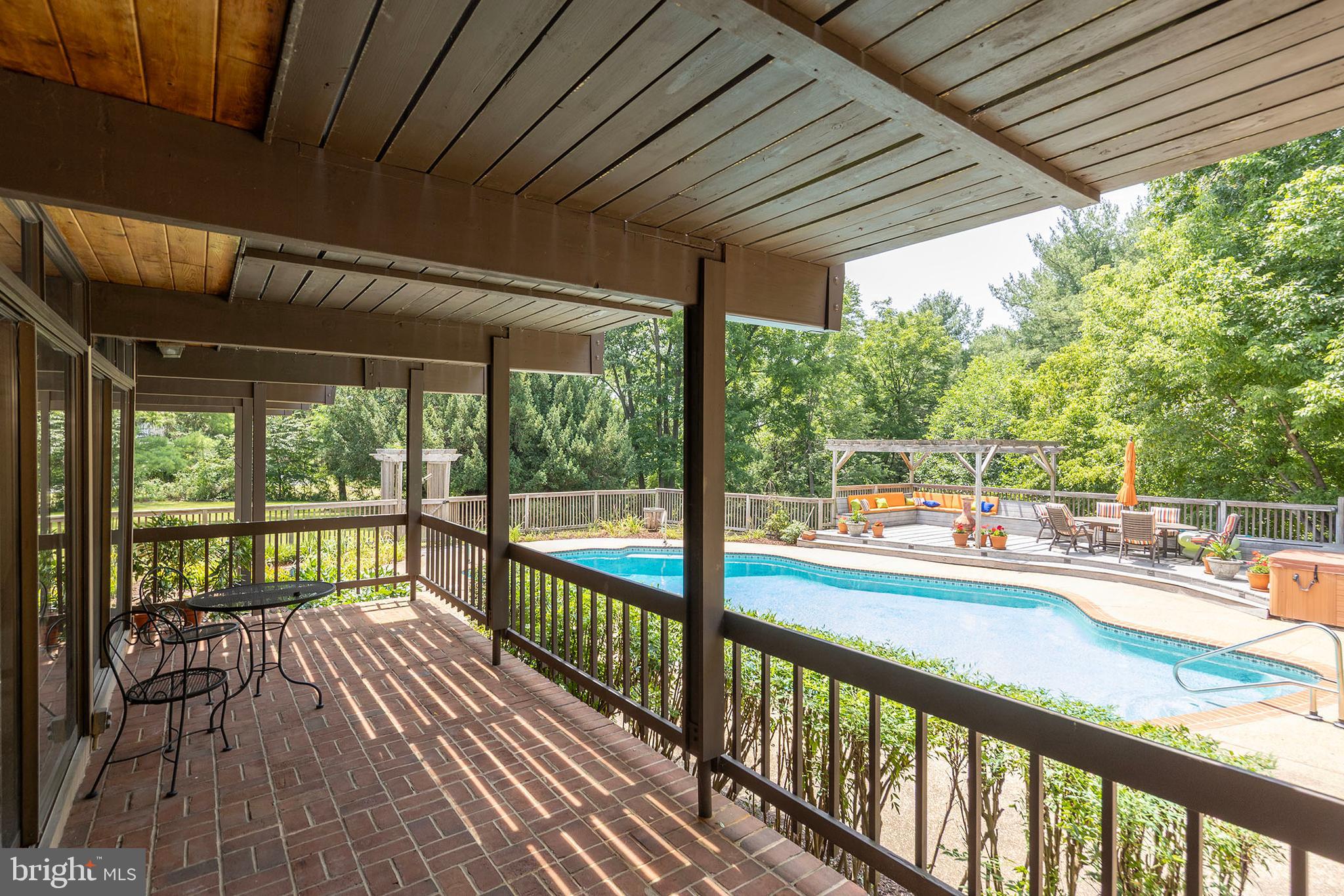 MEADOW BRANCH - Residential