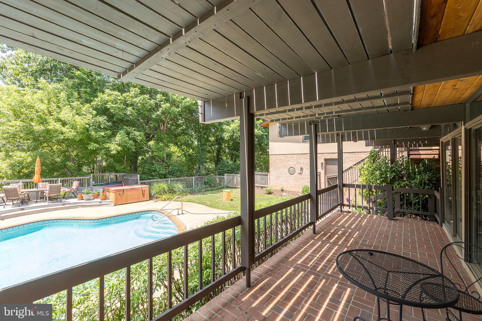 MEADOW BRANCH - Residential