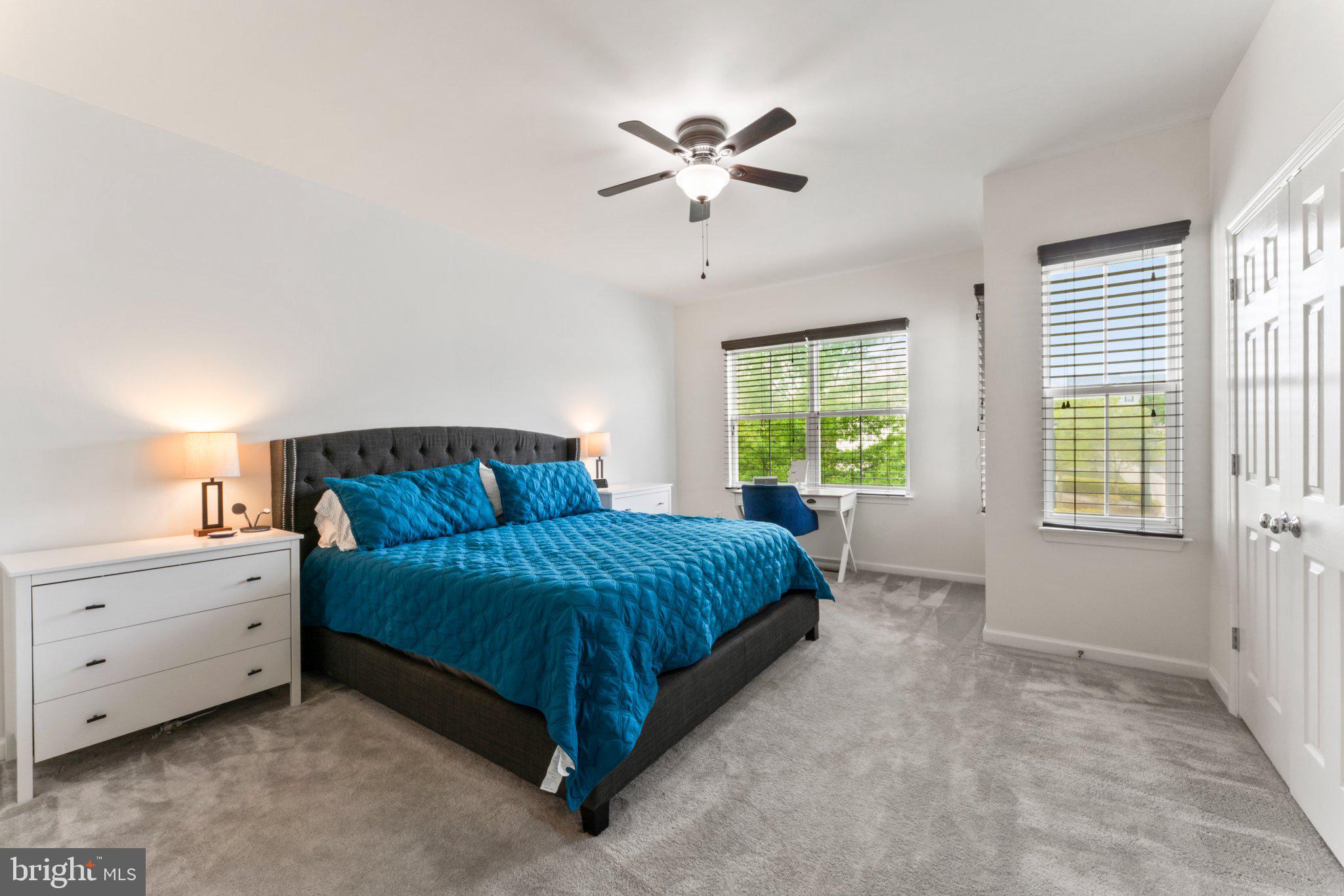 RIVER OAKS - Residential