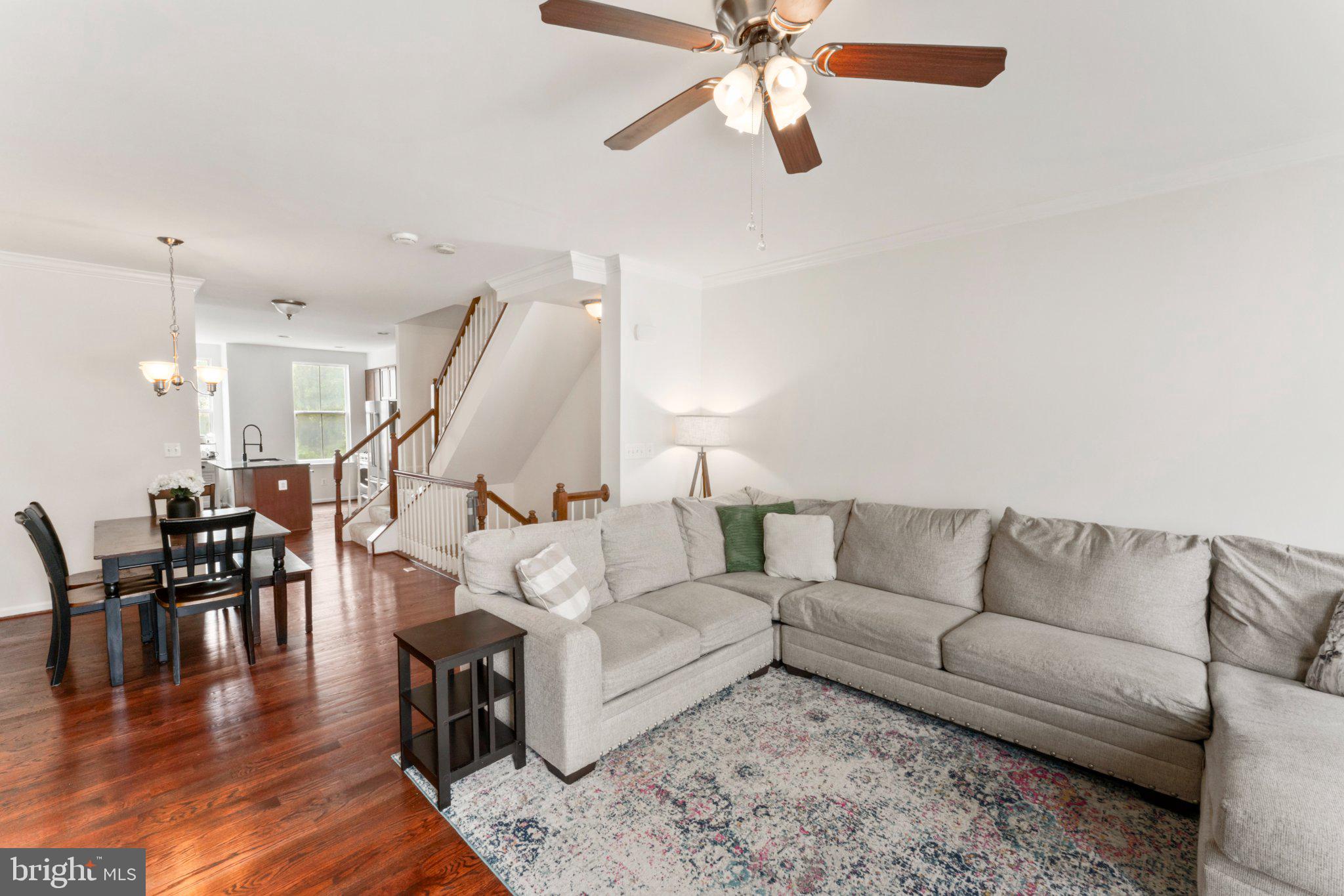 RIVER OAKS - Residential
