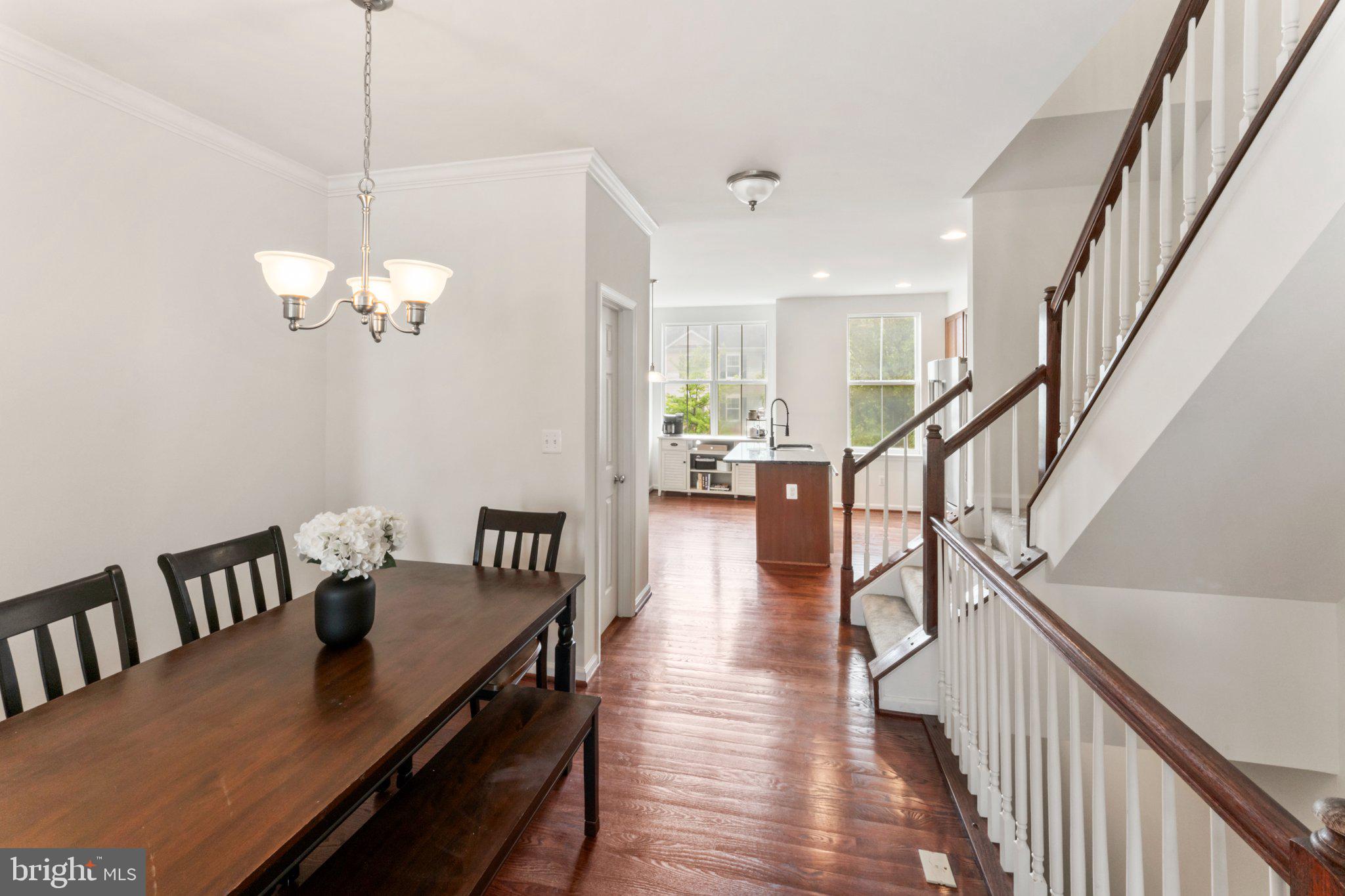 RIVER OAKS - Residential