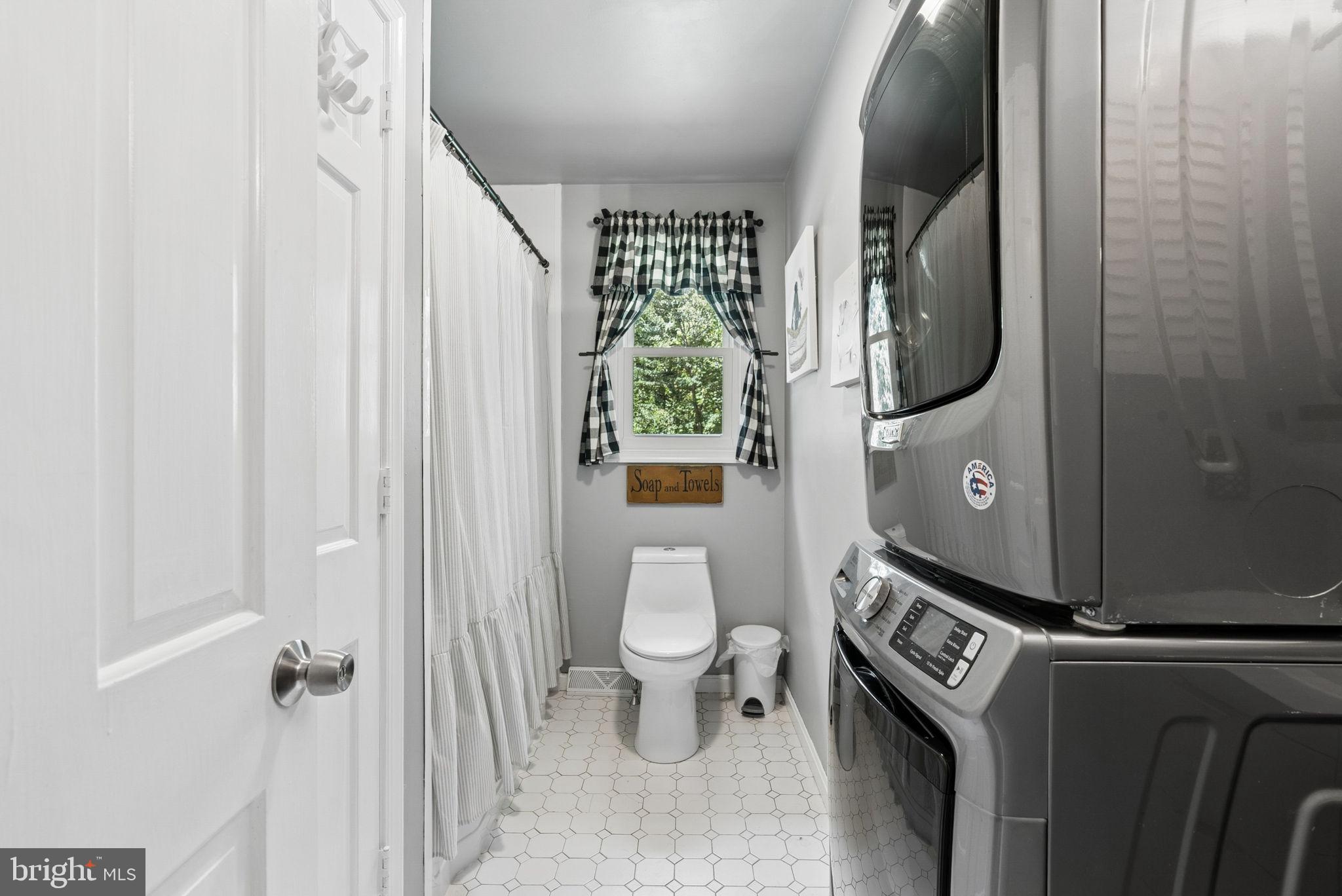 FOREST HILL - Residential