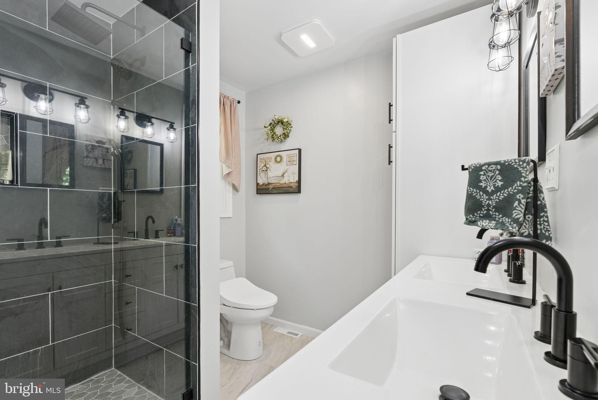 FOREST HILL - Residential