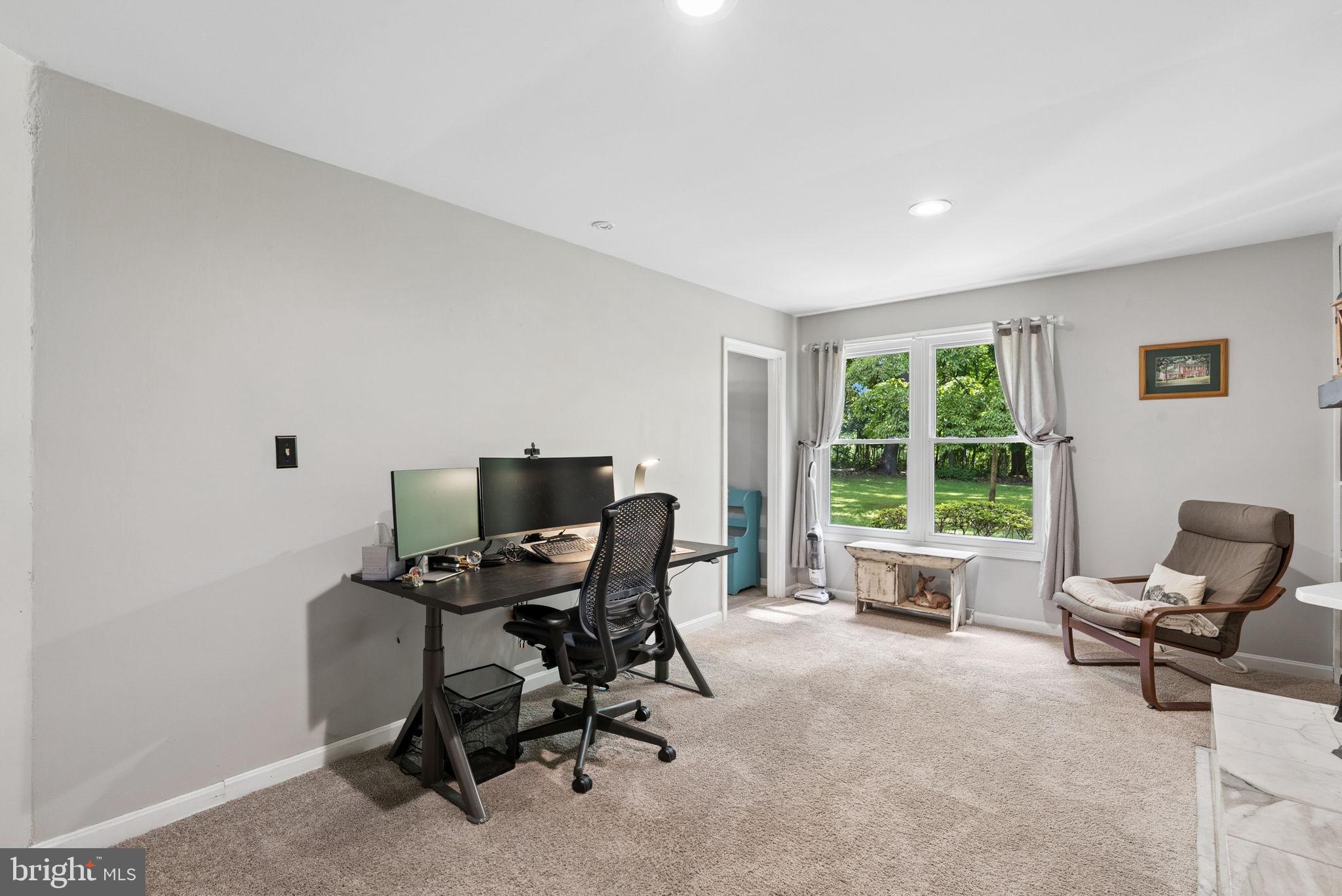 FOREST HILL - Residential