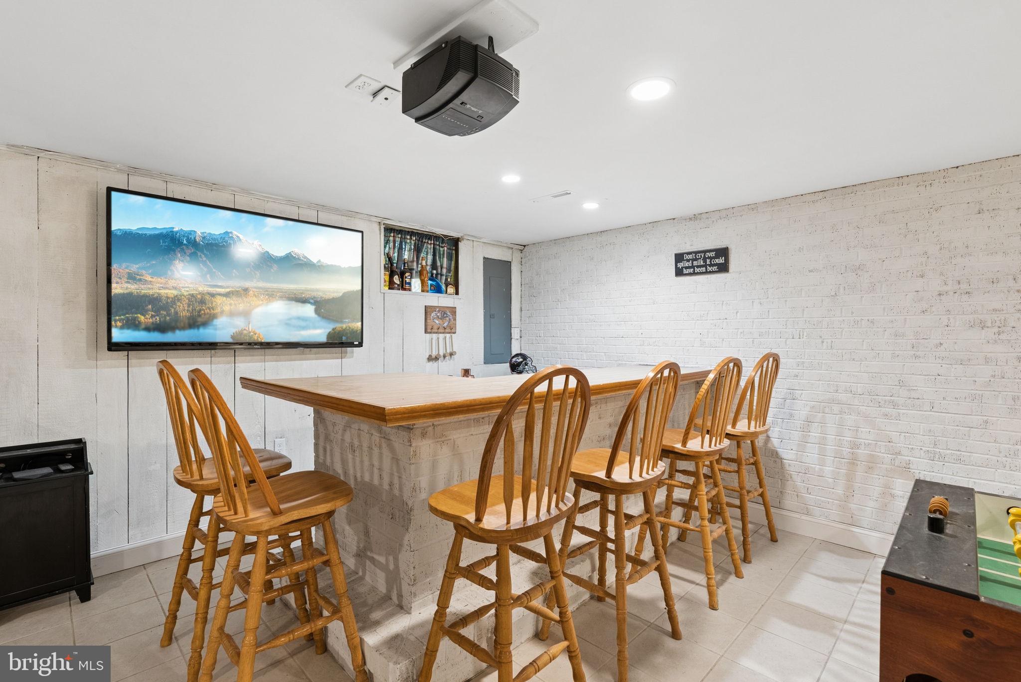 FOREST HILL - Residential