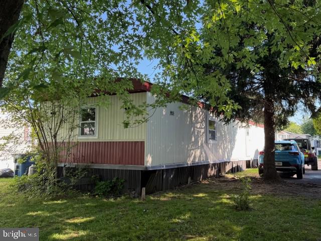 LISA LAKE MBH PARK - Residential