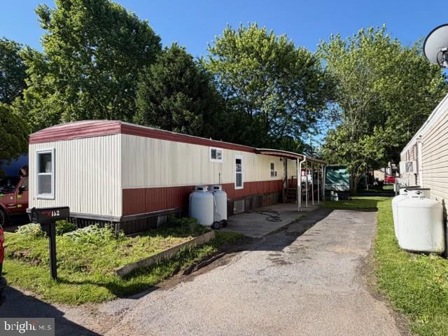 LISA LAKE MBH PARK - Residential