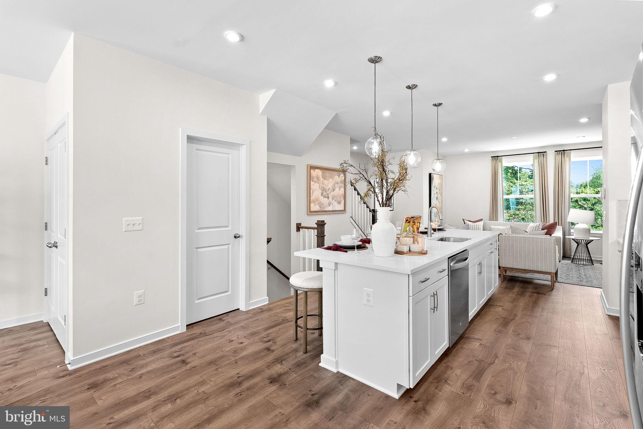CASCADE LANDING - Residential