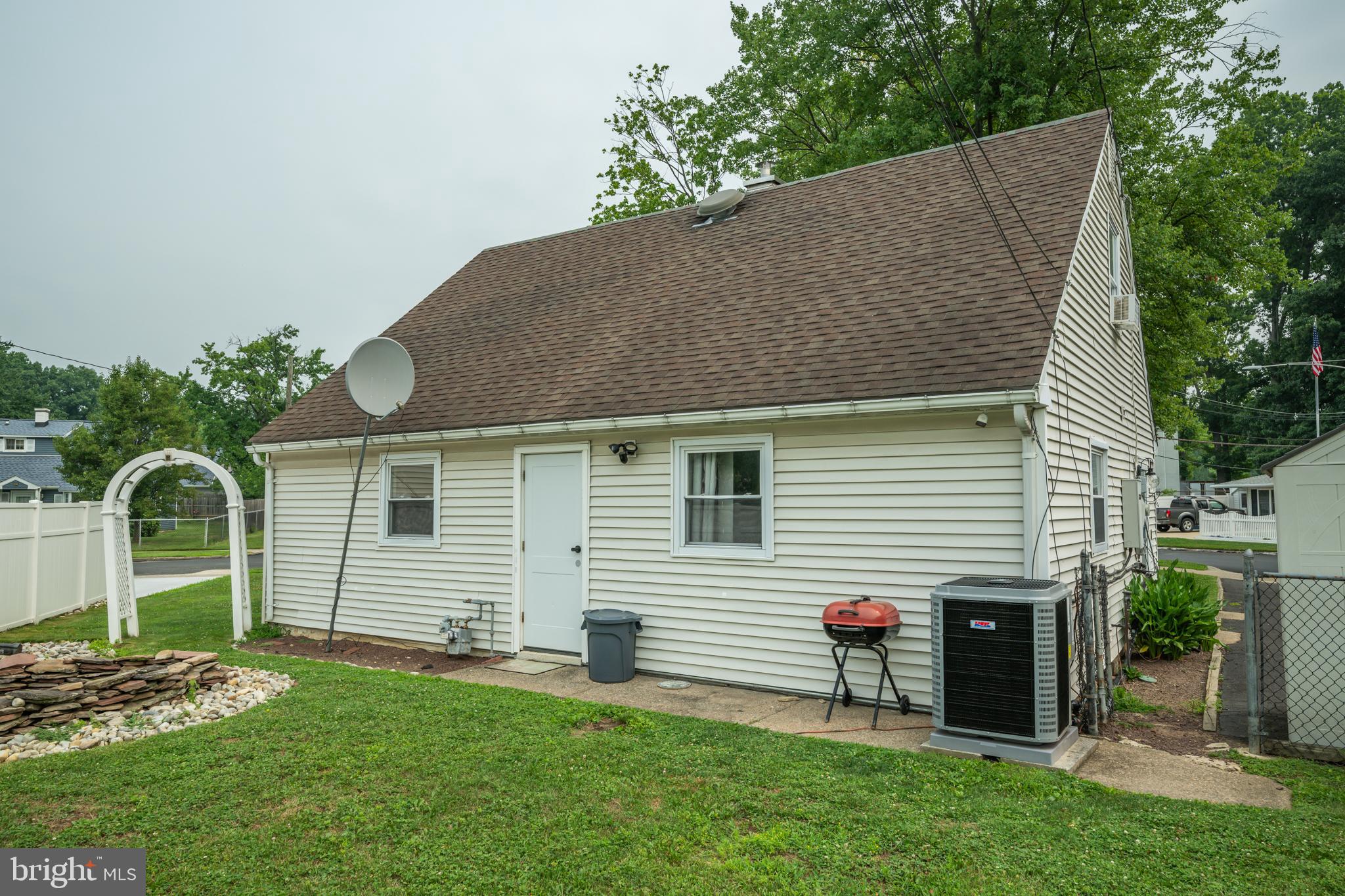 GARDEN VIEW - Residential
