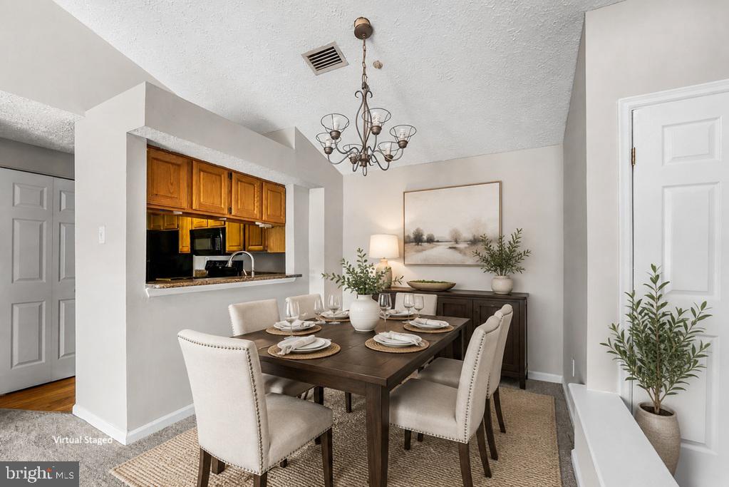 LAUREL WOODS - Residential