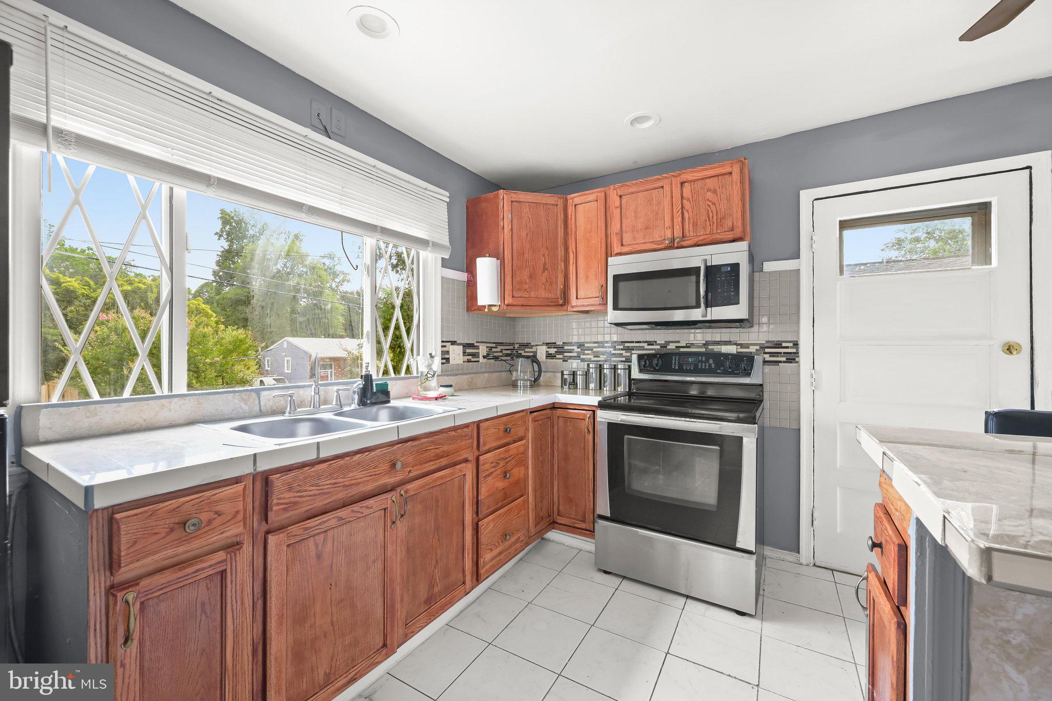 BELTSVILLE - Residential