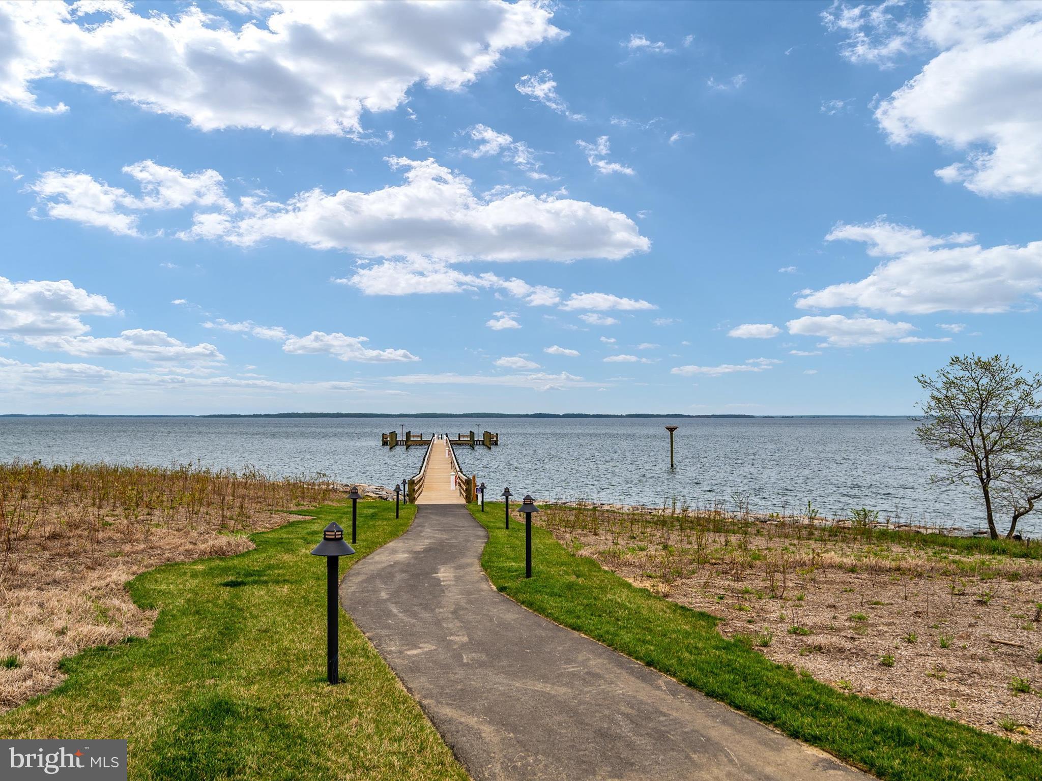 FOUR SEASONS AT KENT ISLAND - Residential