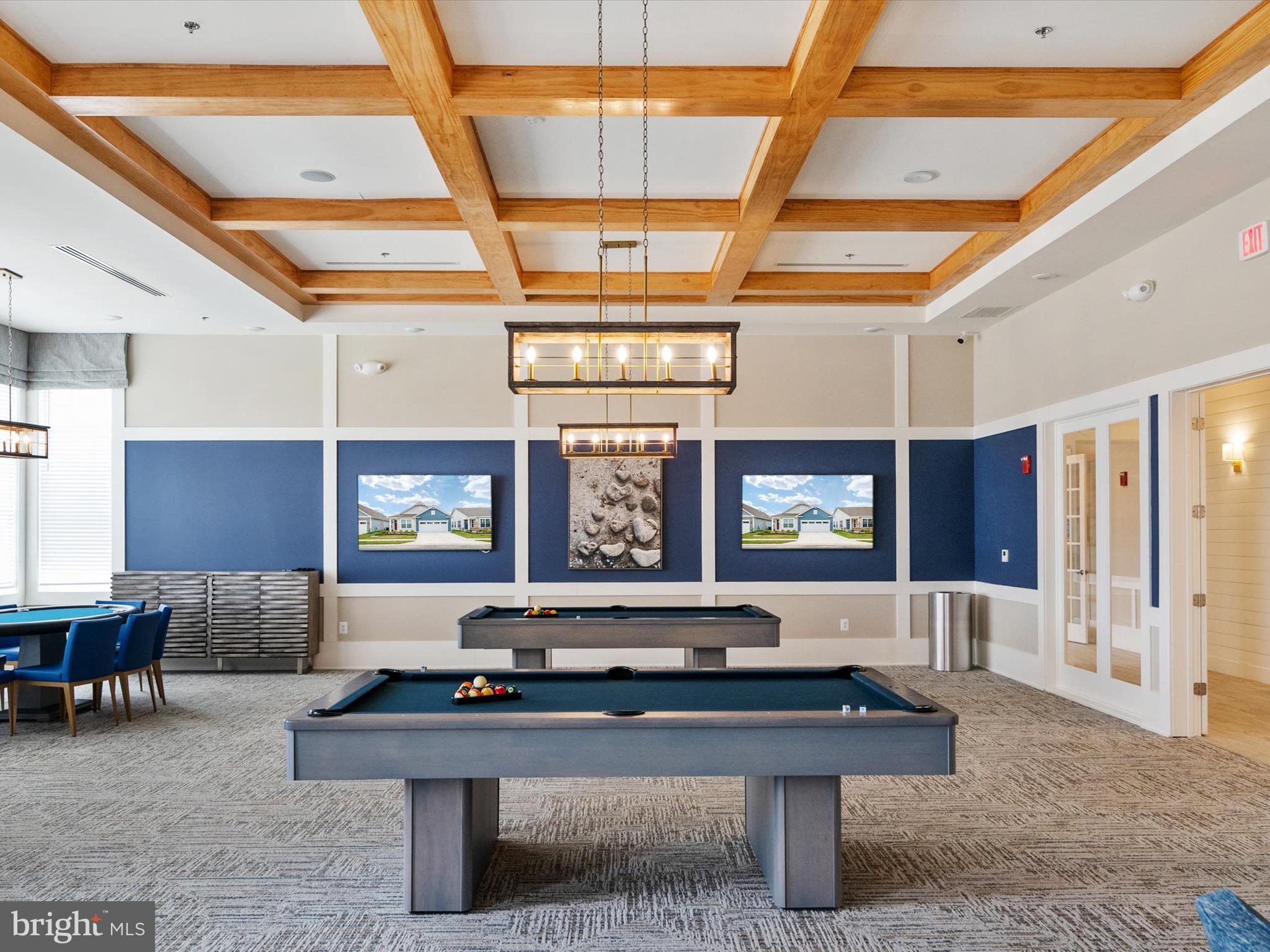 FOUR SEASONS AT KENT ISLAND - Residential