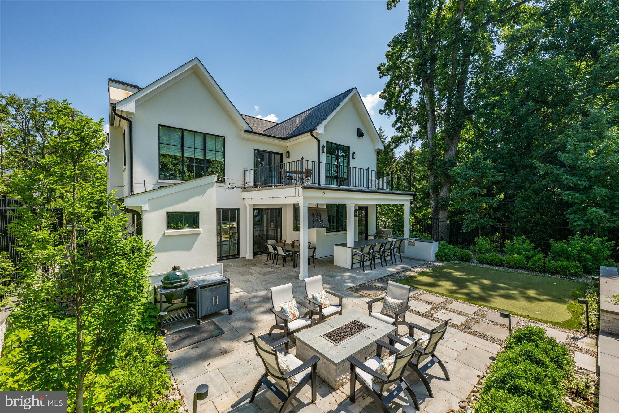 WOODMONT - Residential