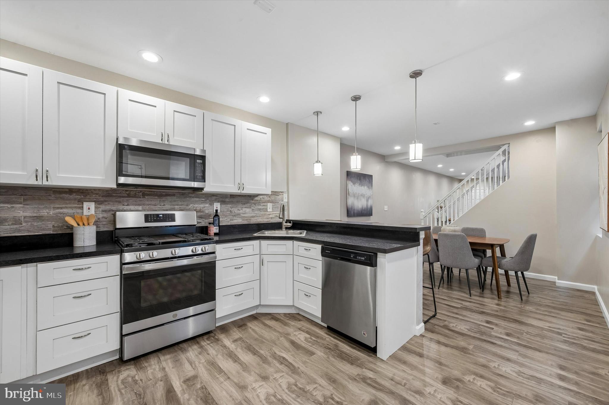 CEDAR PARK - Residential
