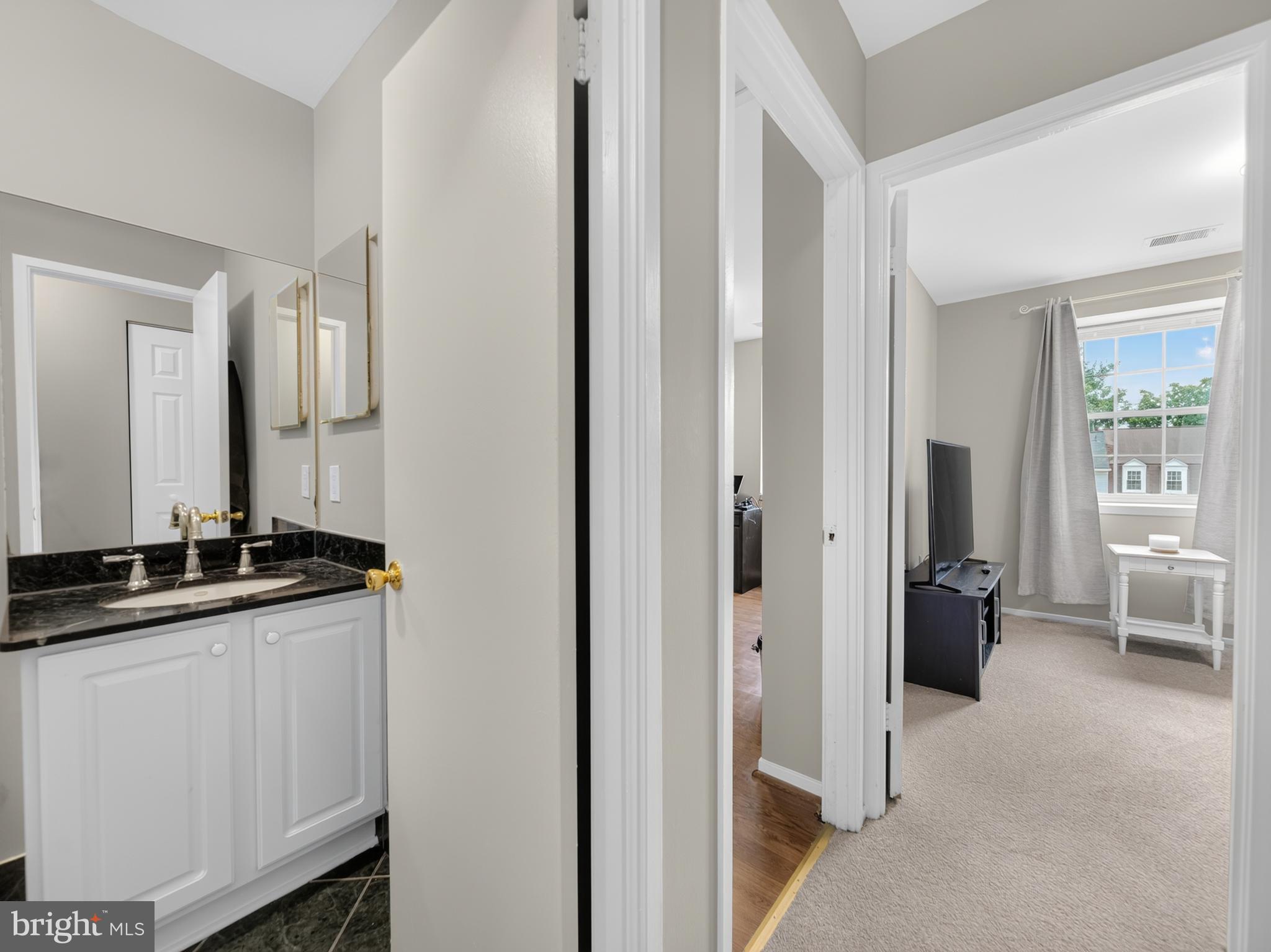 HUNGERFORD - Residential
