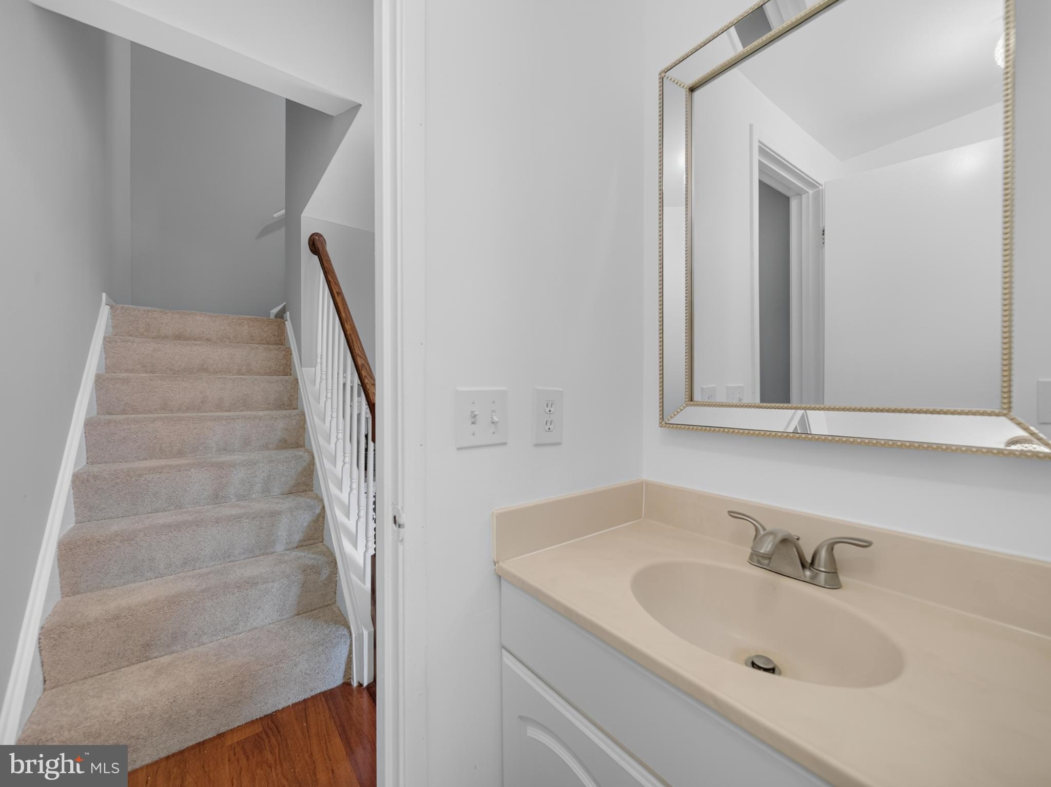 HUNGERFORD - Residential