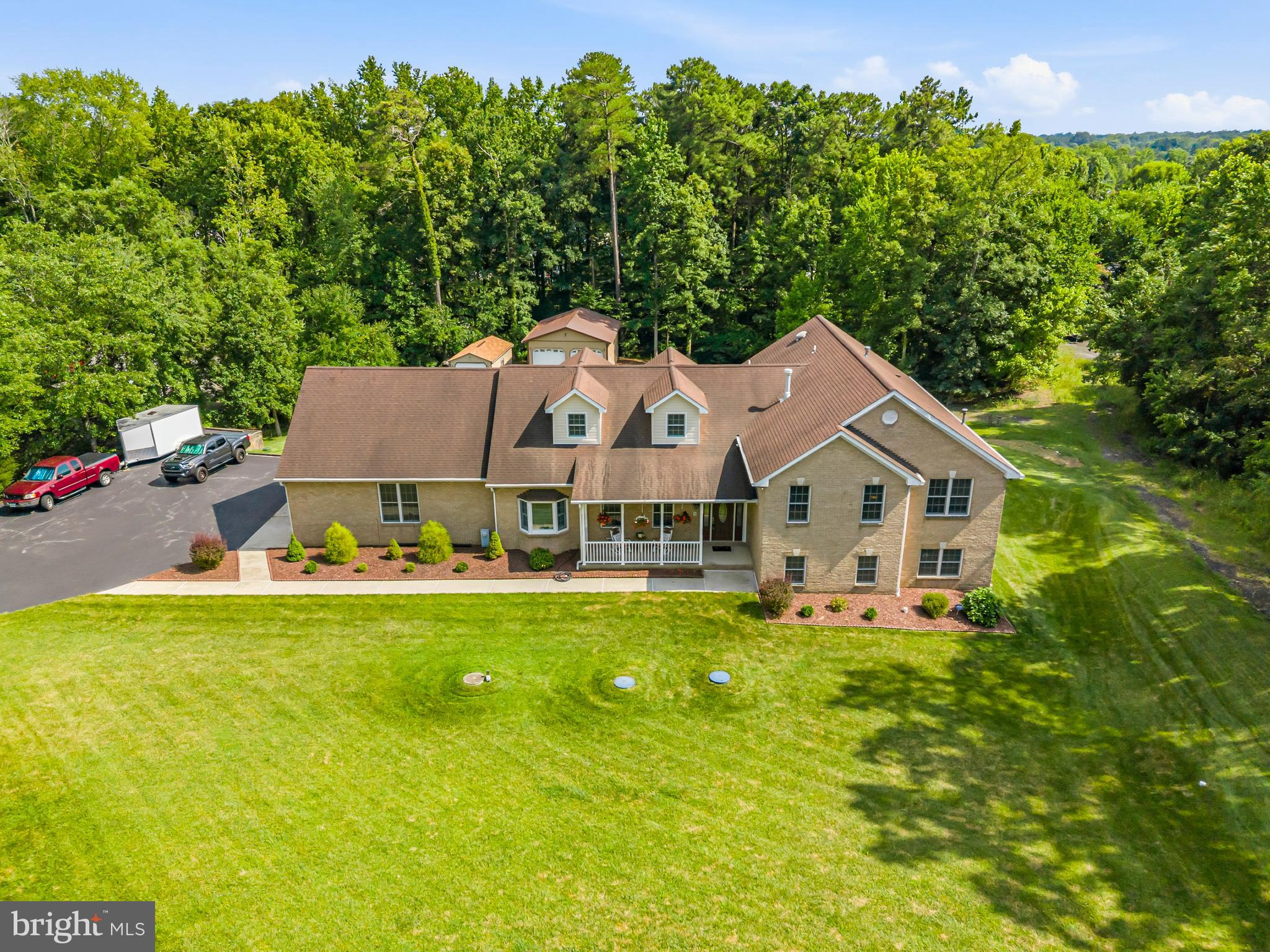 LAUREL - Residential