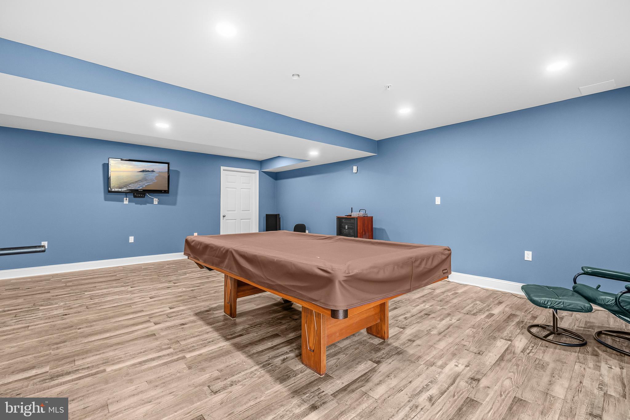 LAUREL - Residential