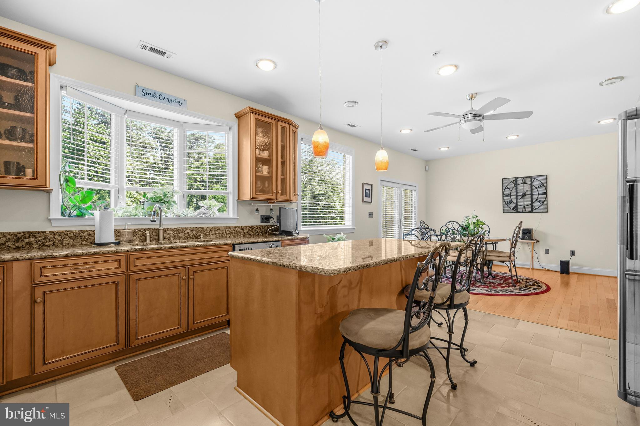 LAUREL - Residential