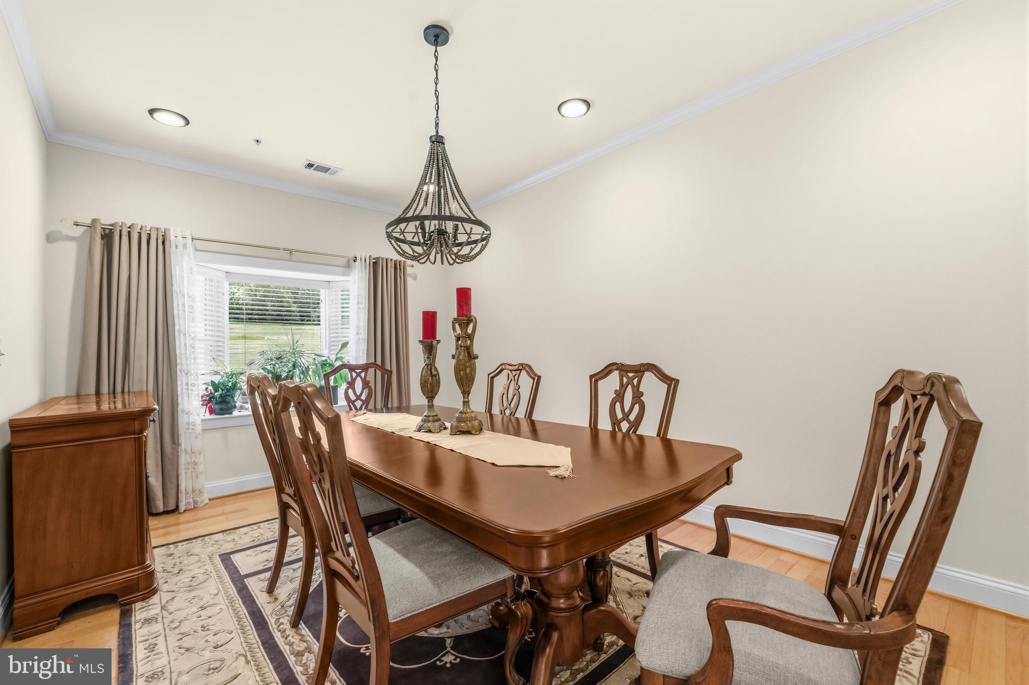 LAUREL - Residential