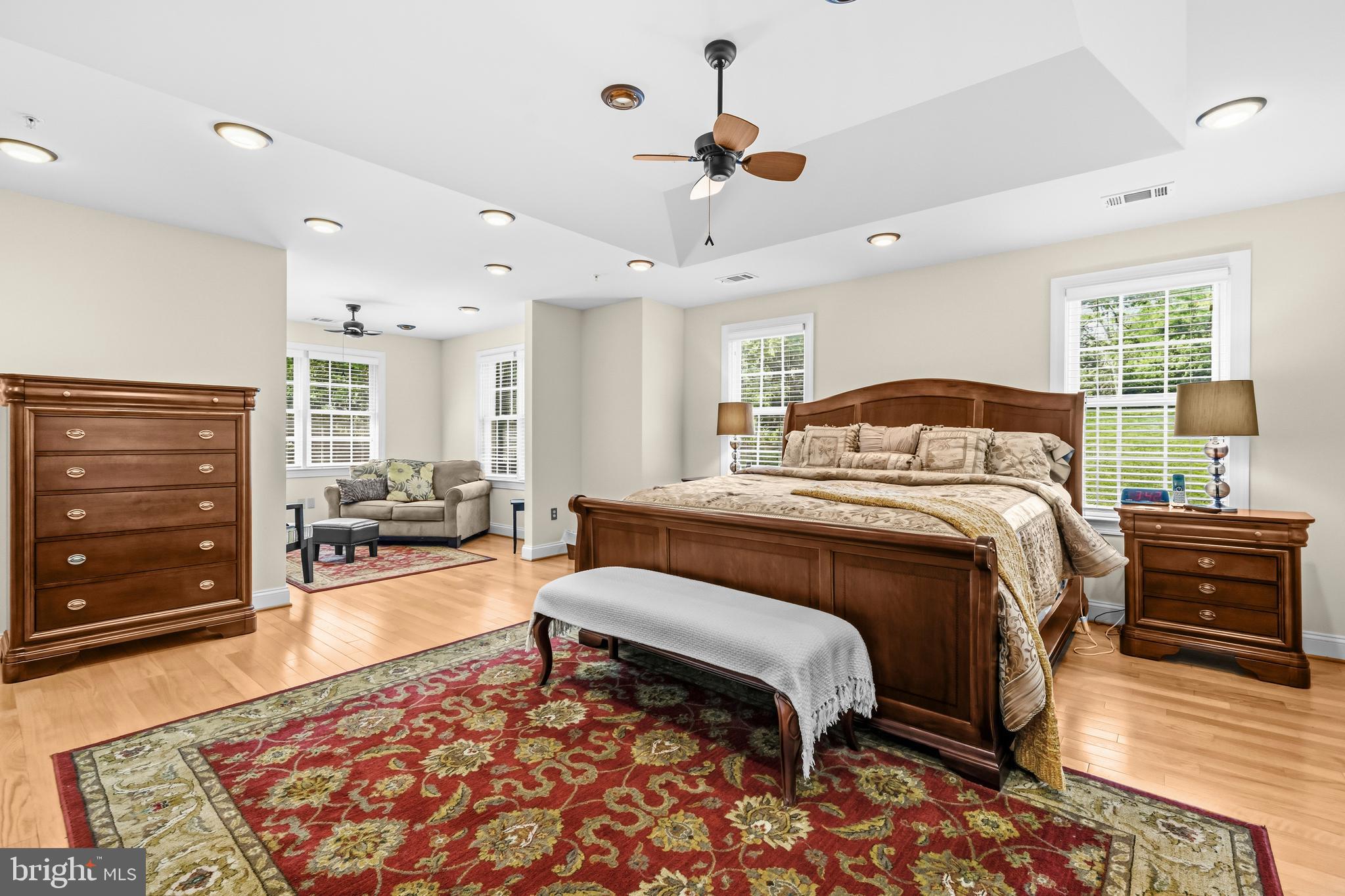 LAUREL - Residential