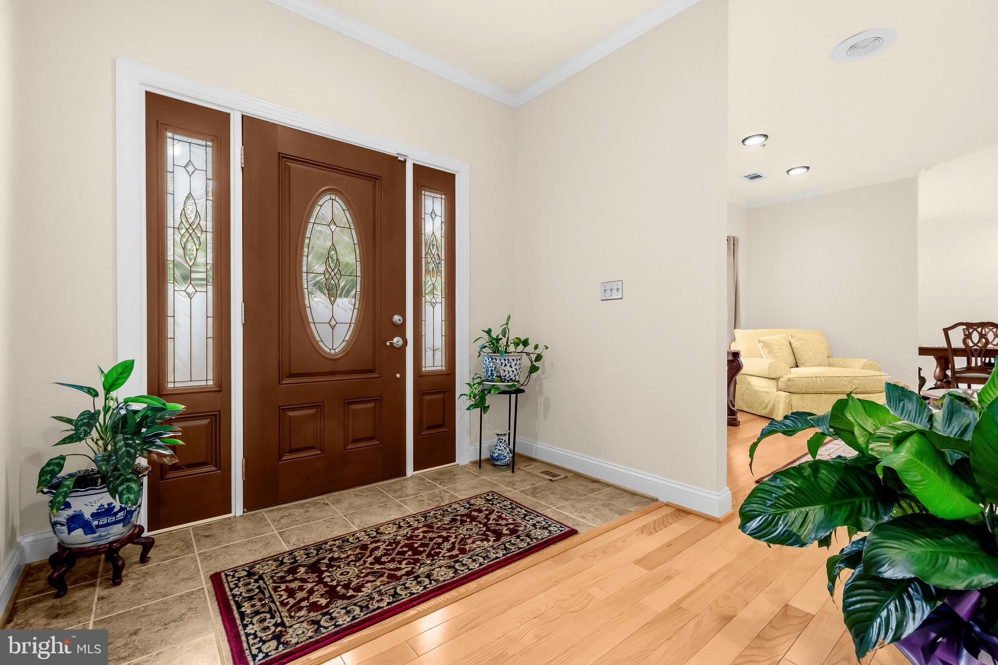 LAUREL - Residential