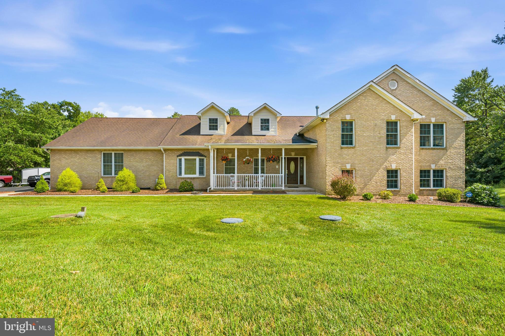 LAUREL - Residential