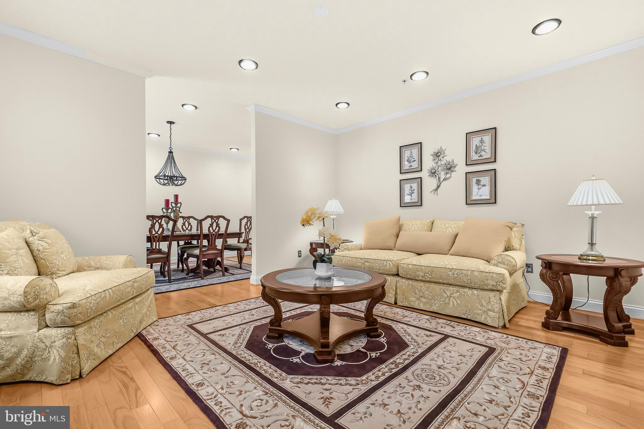 LAUREL - Residential