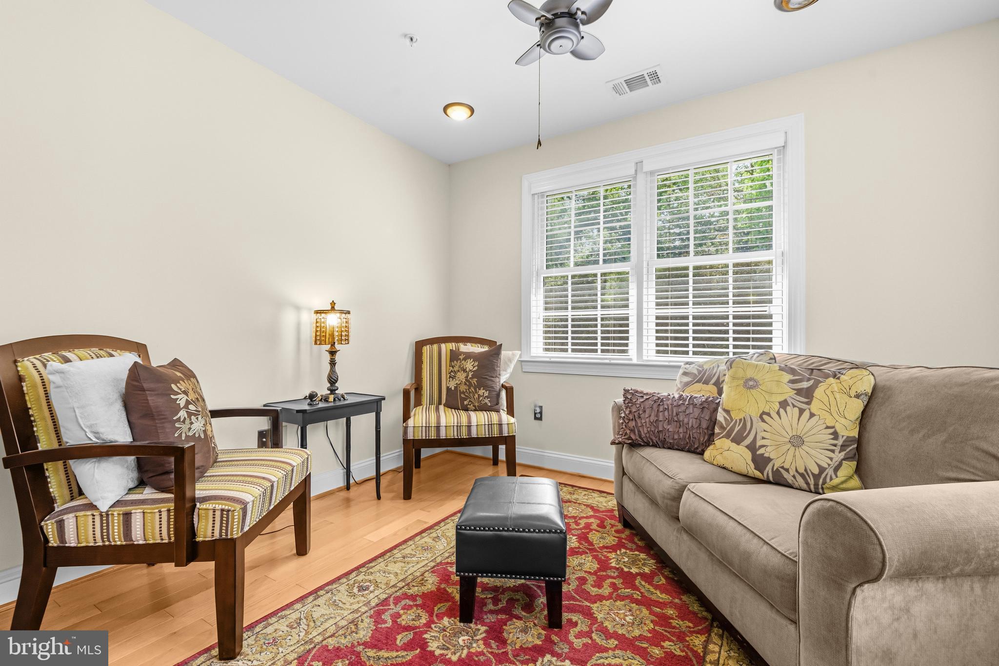 LAUREL - Residential