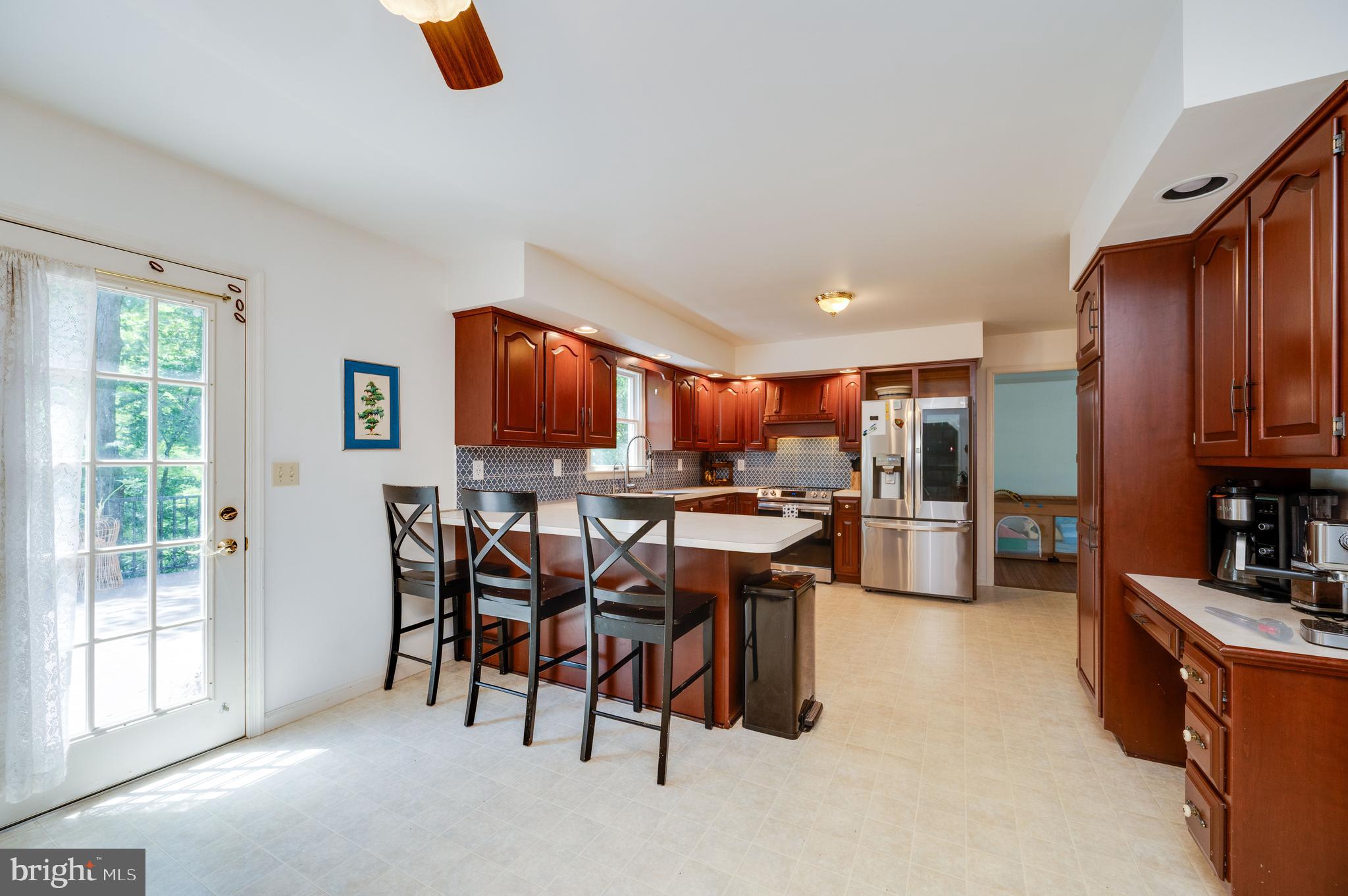 DOUGLAS MEADOWS - Residential